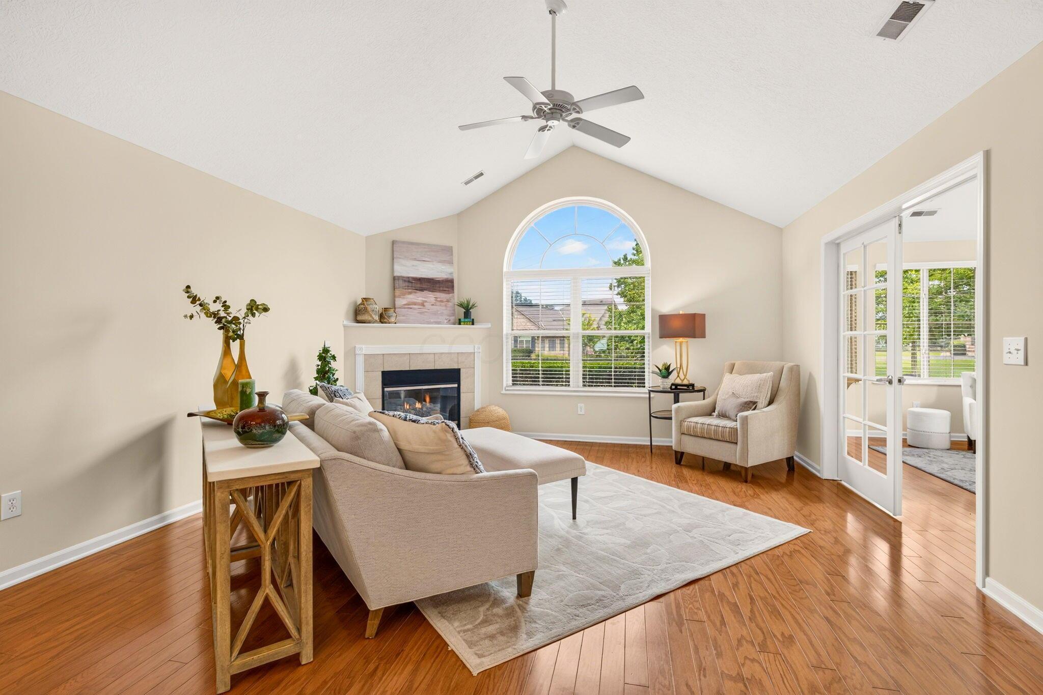 7228 Falls View Circle Property Photo 9