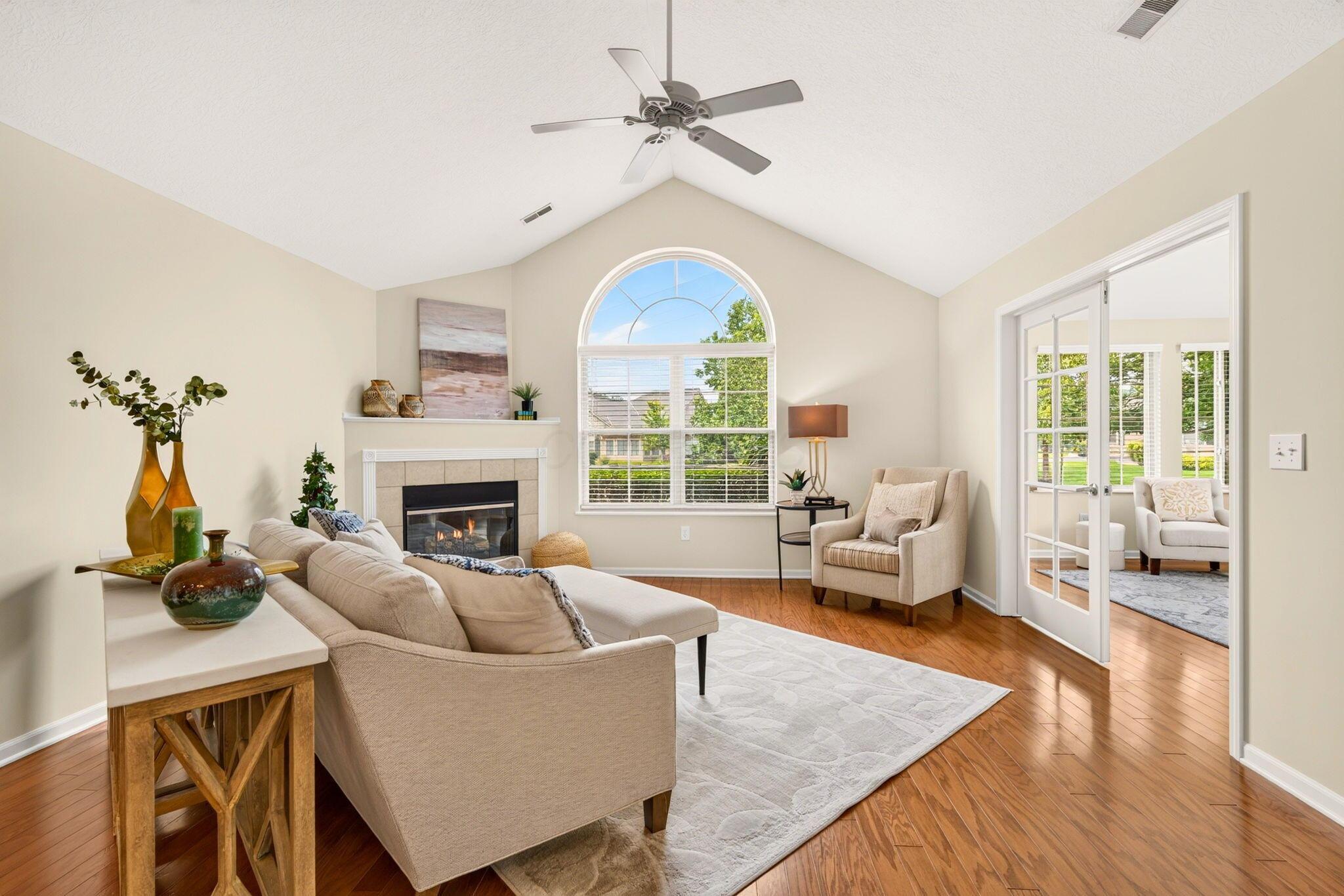 7228 Falls View Circle Property Photo 10