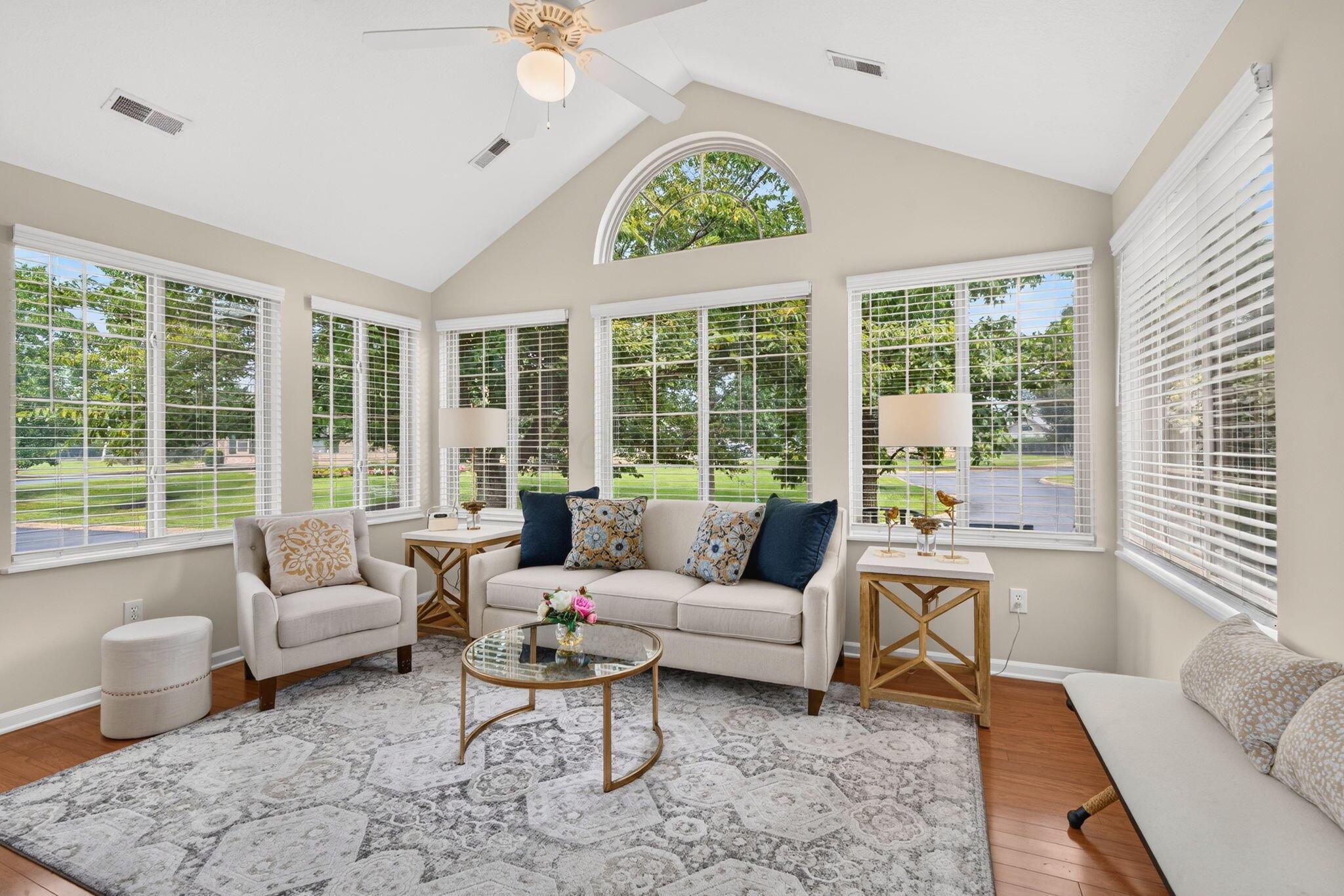 7228 Falls View Circle Property Photo 14