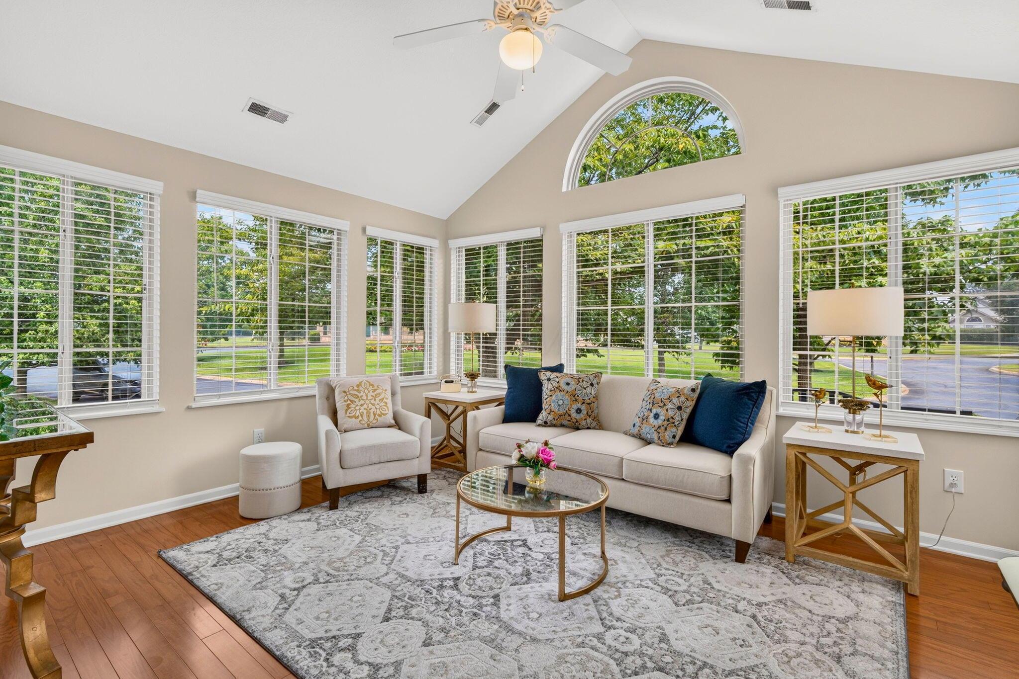 7228 Falls View Circle Property Photo 15
