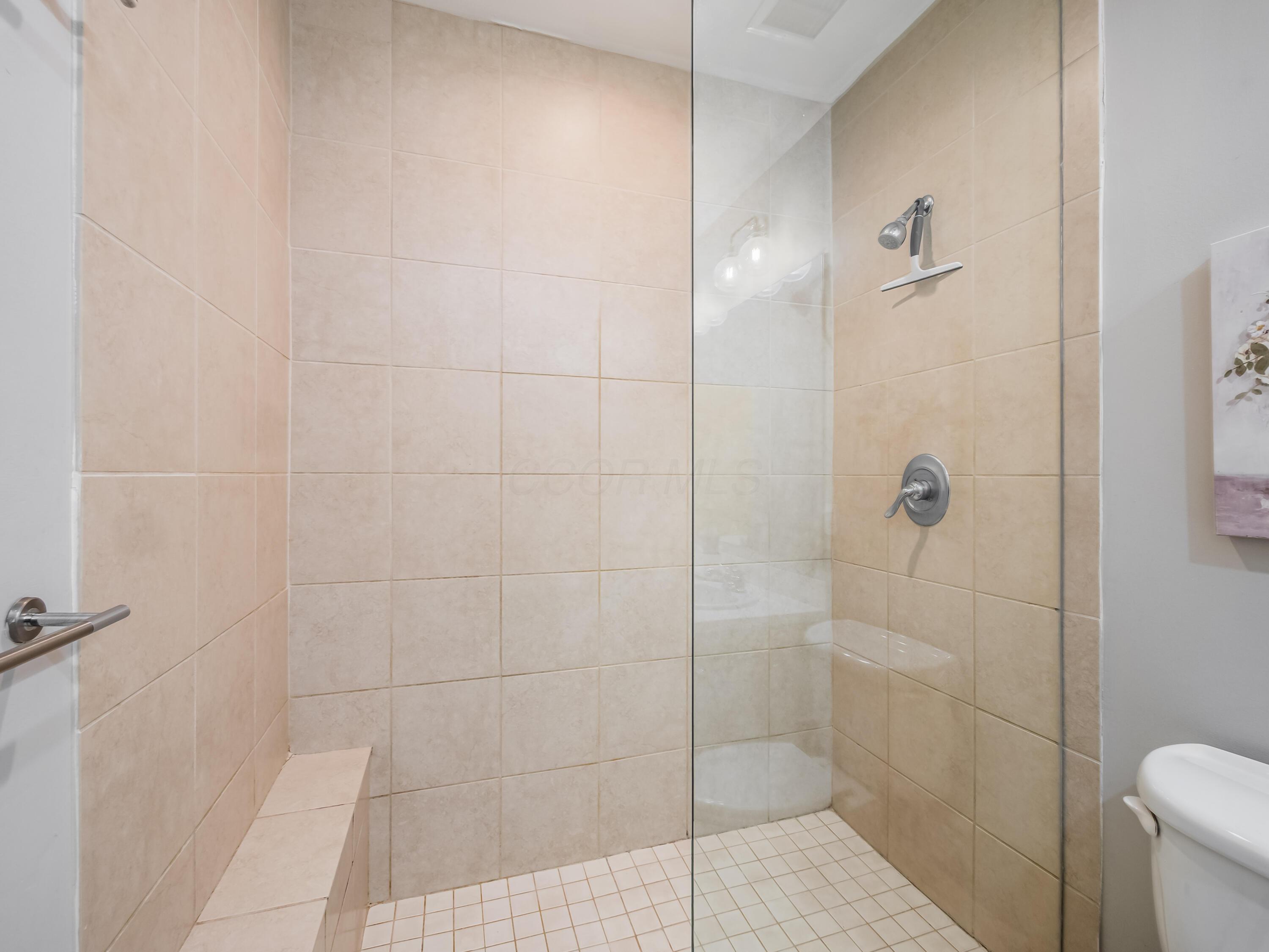 106 N High Street, 302 Property Photo 33