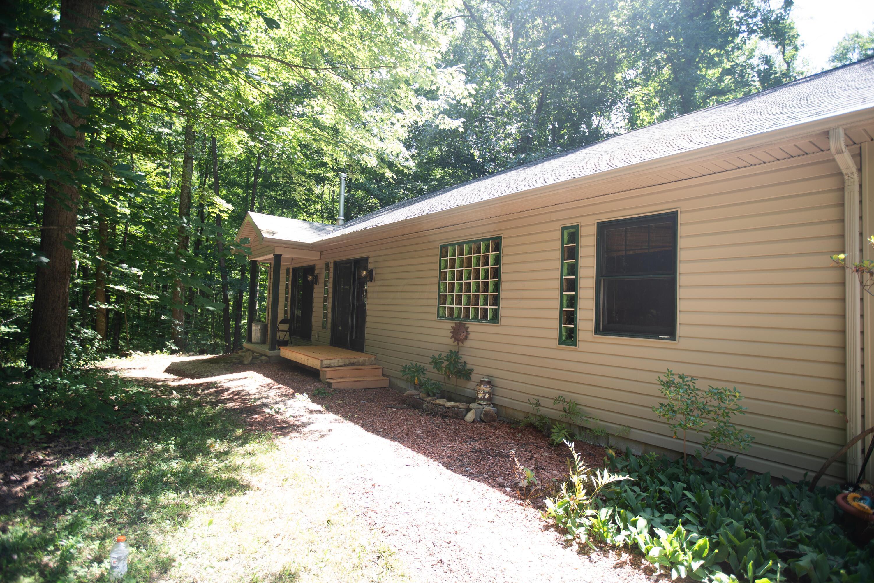 1379 Sandusky Road Property Photo 2