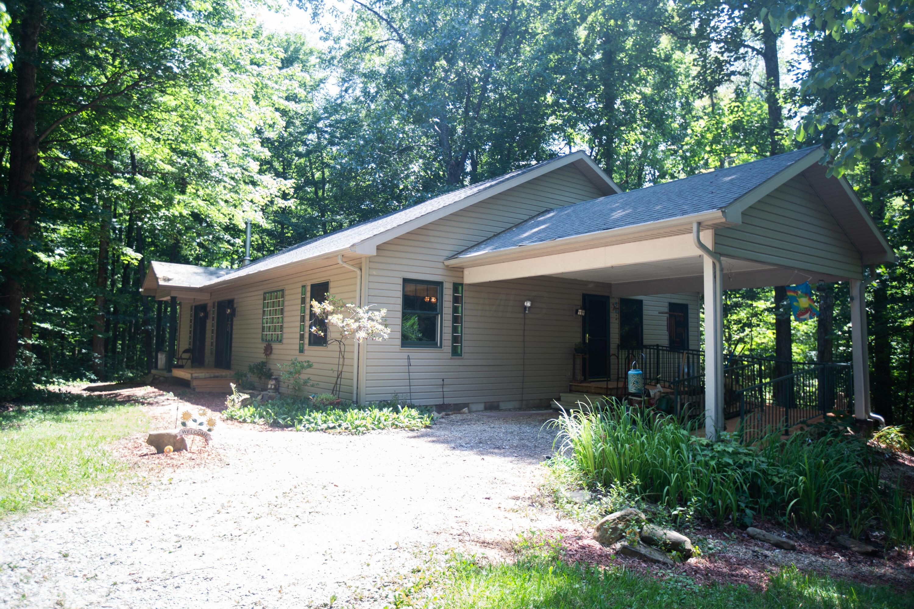 1379 Sandusky Road Property Photo 3