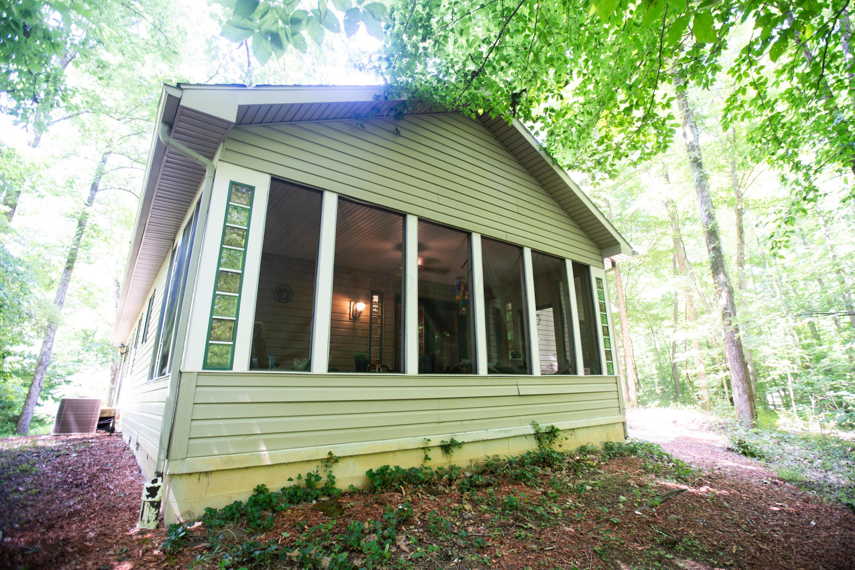 1379 Sandusky Road Property Photo 7