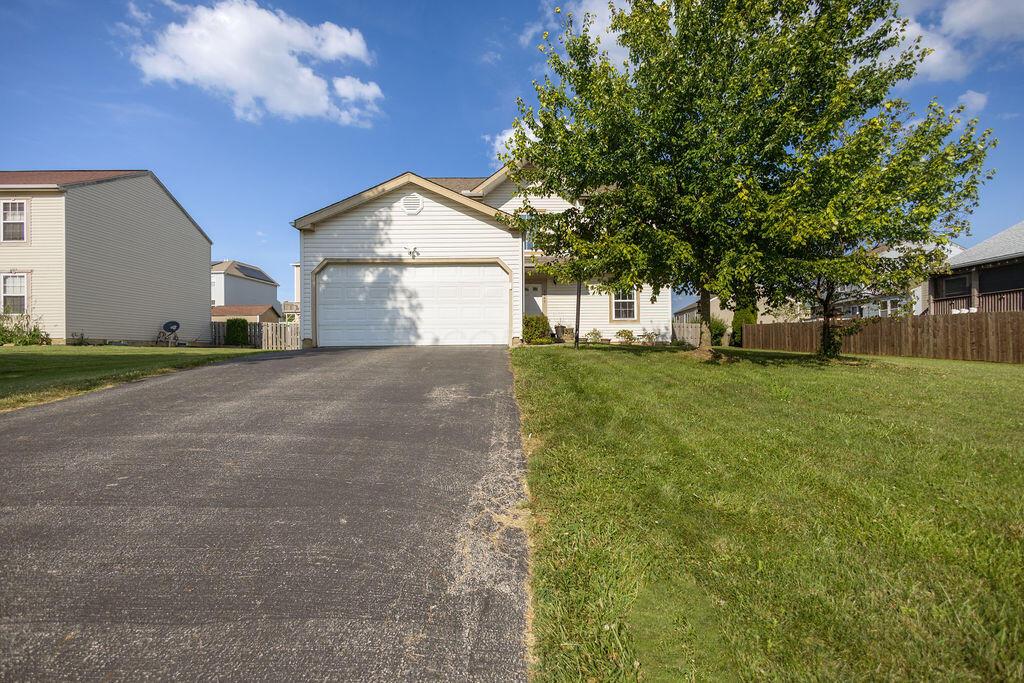 1049 Legacy Lane Property Photo 1