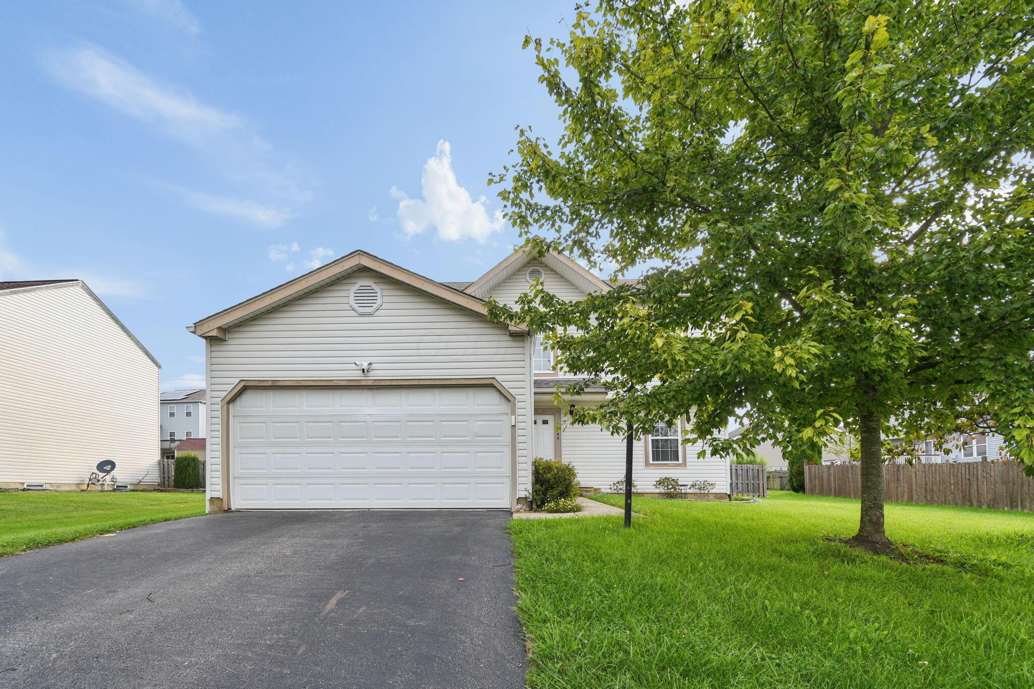 1049 Legacy Lane Property Photo 3