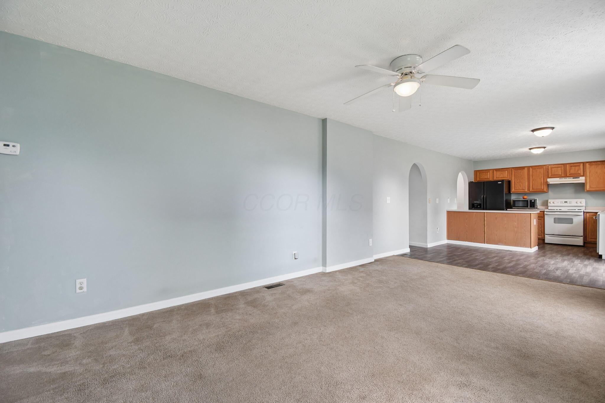 1049 Legacy Lane Property Photo 8