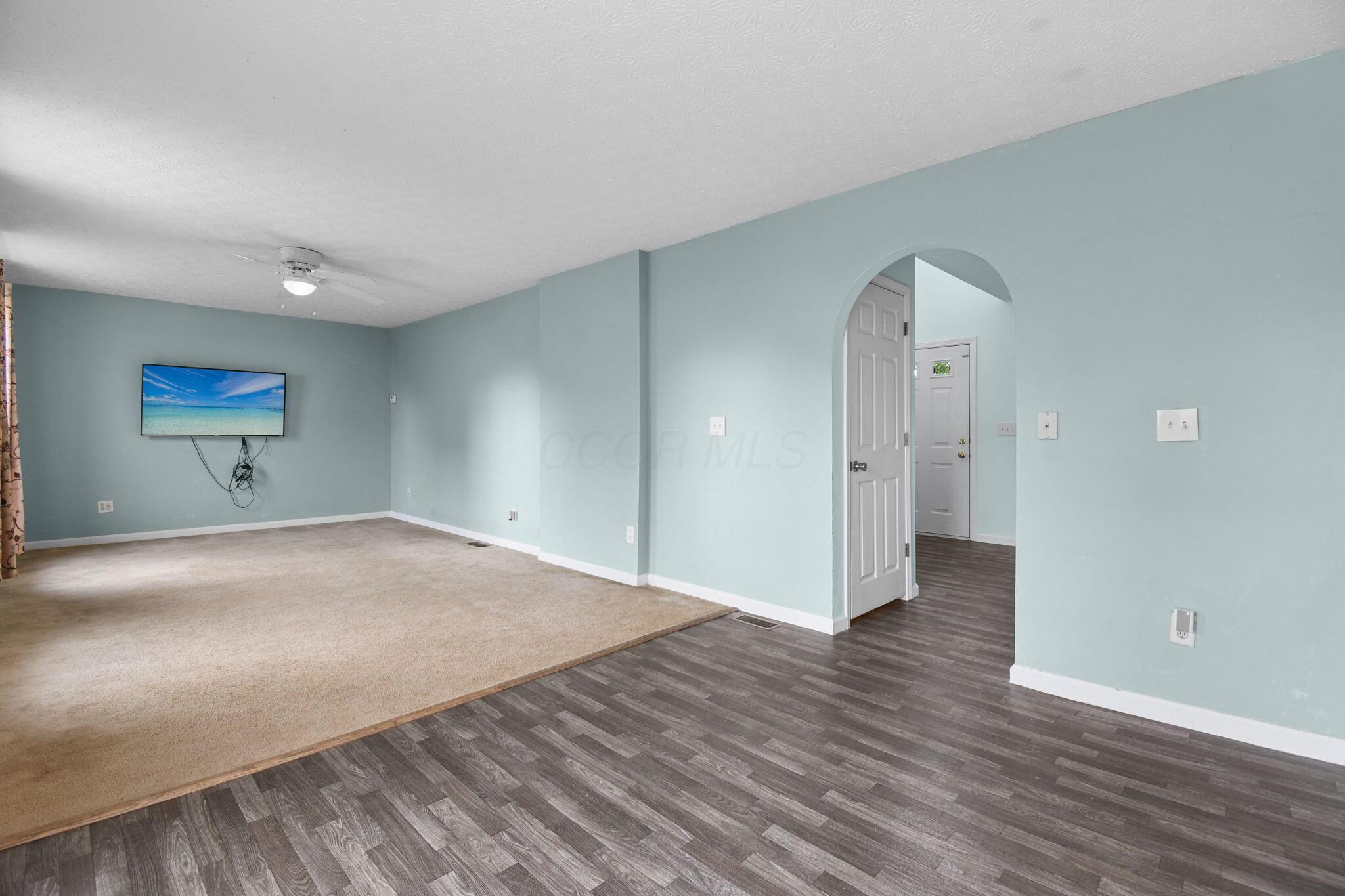 1049 Legacy Lane Property Photo 10
