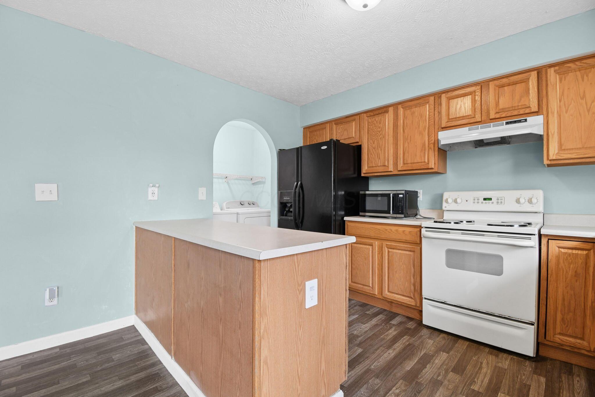 1049 Legacy Lane Property Photo 11