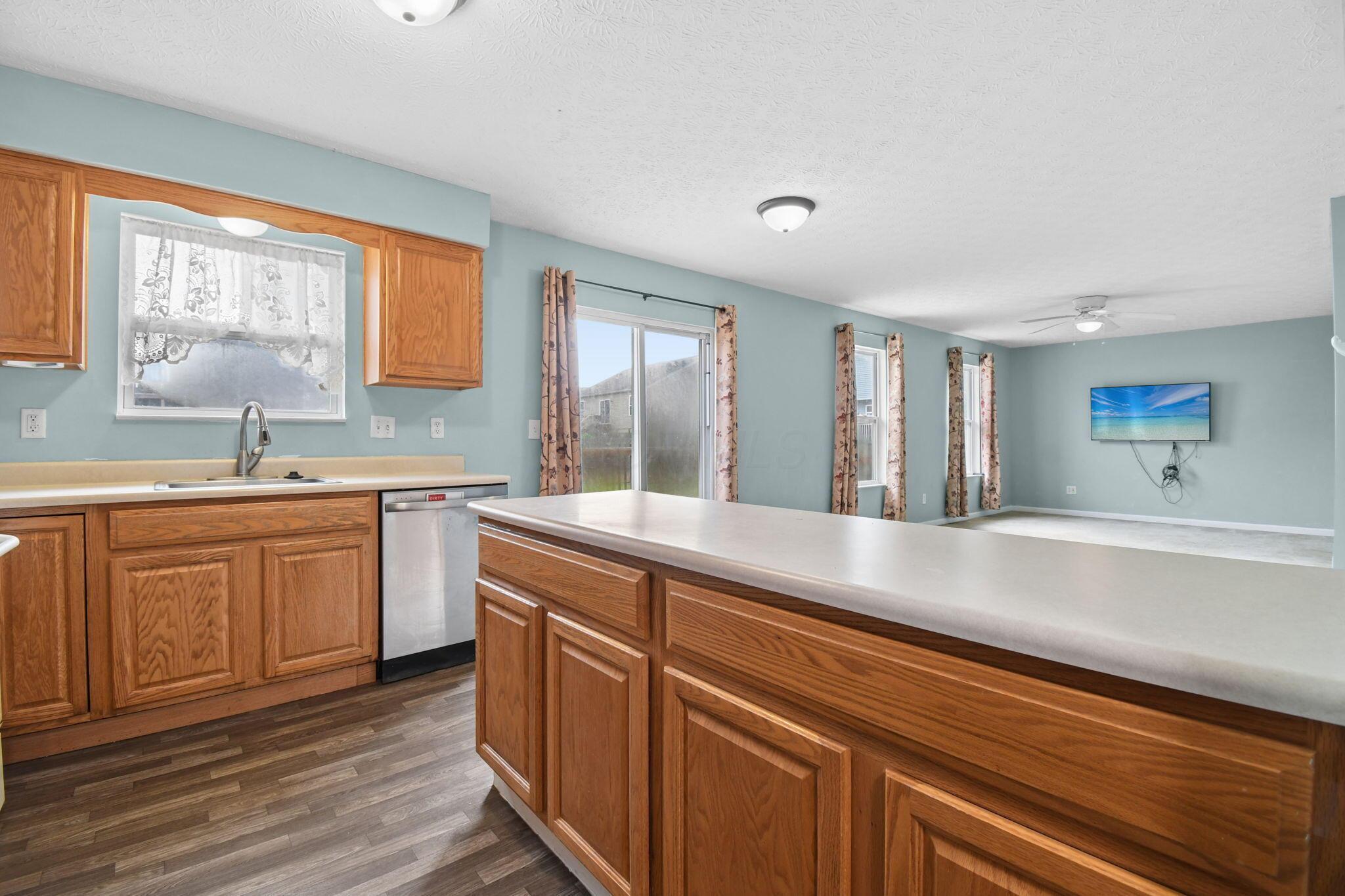 1049 Legacy Lane Property Photo 15
