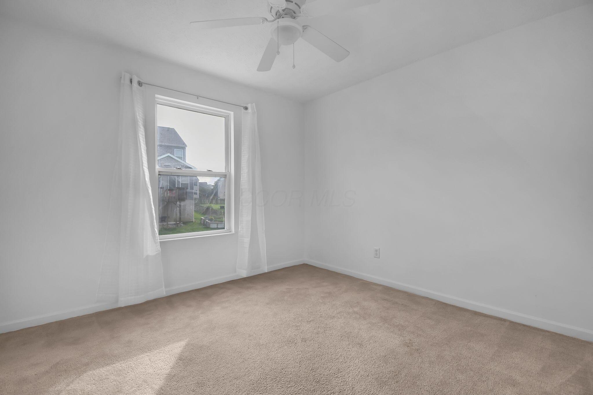 1049 Legacy Lane Property Photo 25