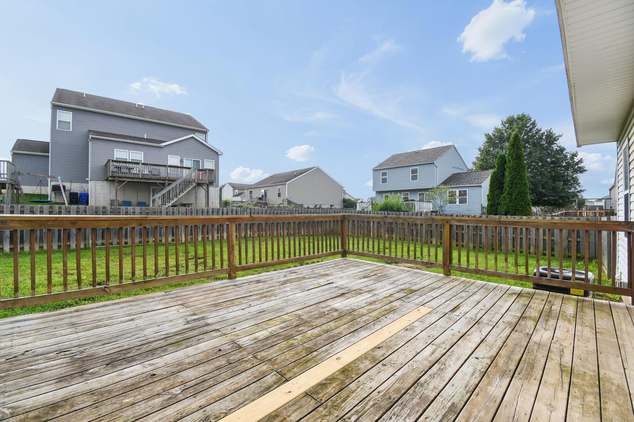 1049 Legacy Lane Property Photo 34