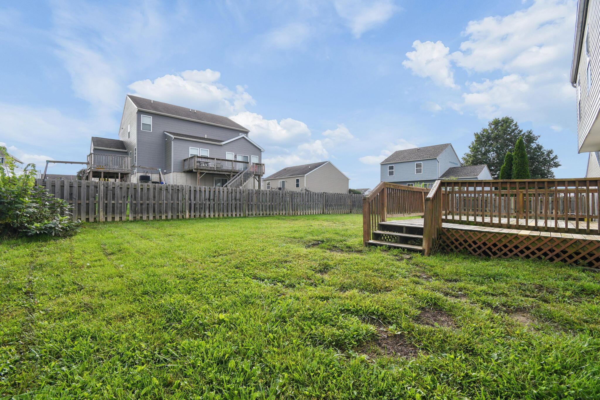 1049 Legacy Lane Property Photo 35
