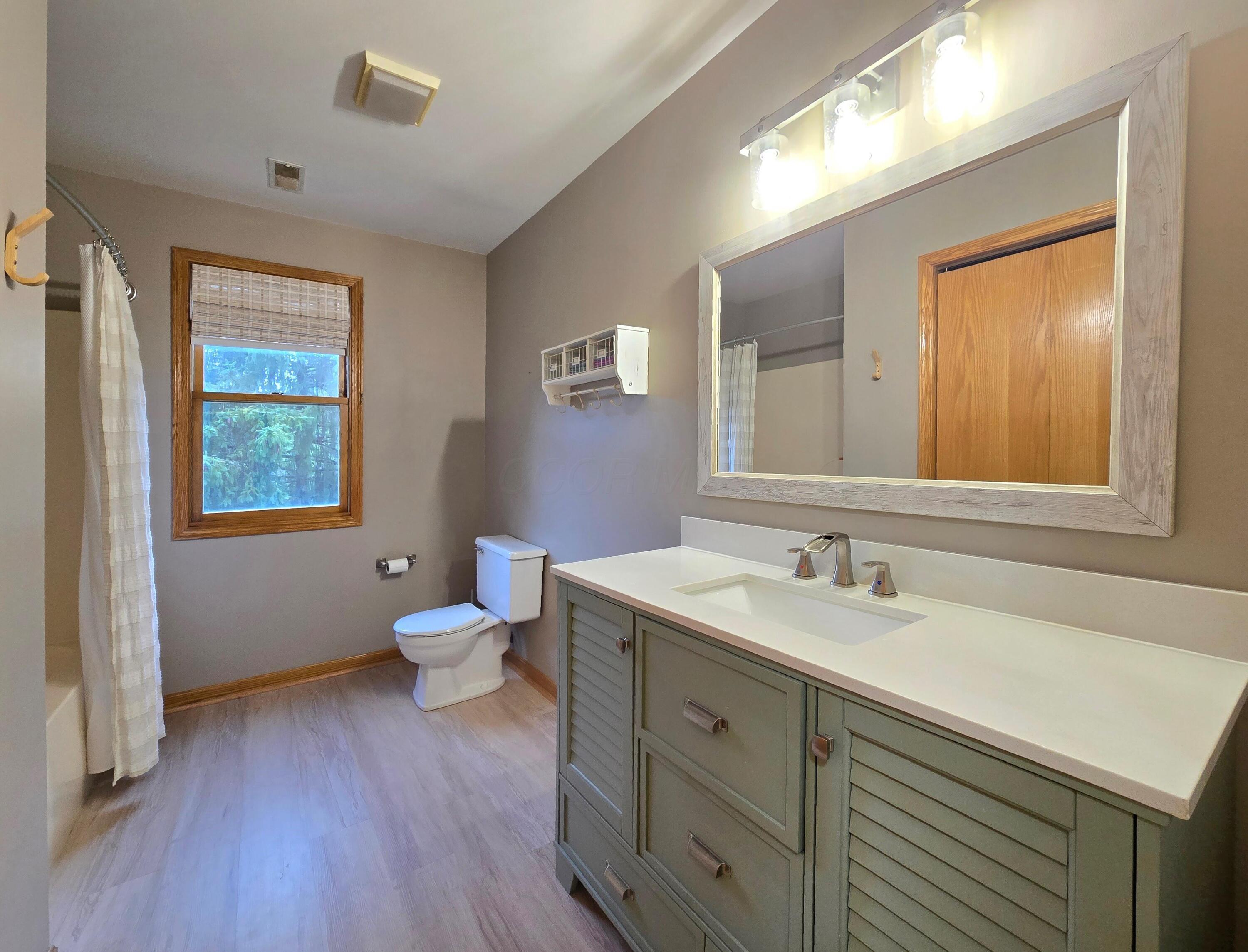 1 Banbury Property Photo 28