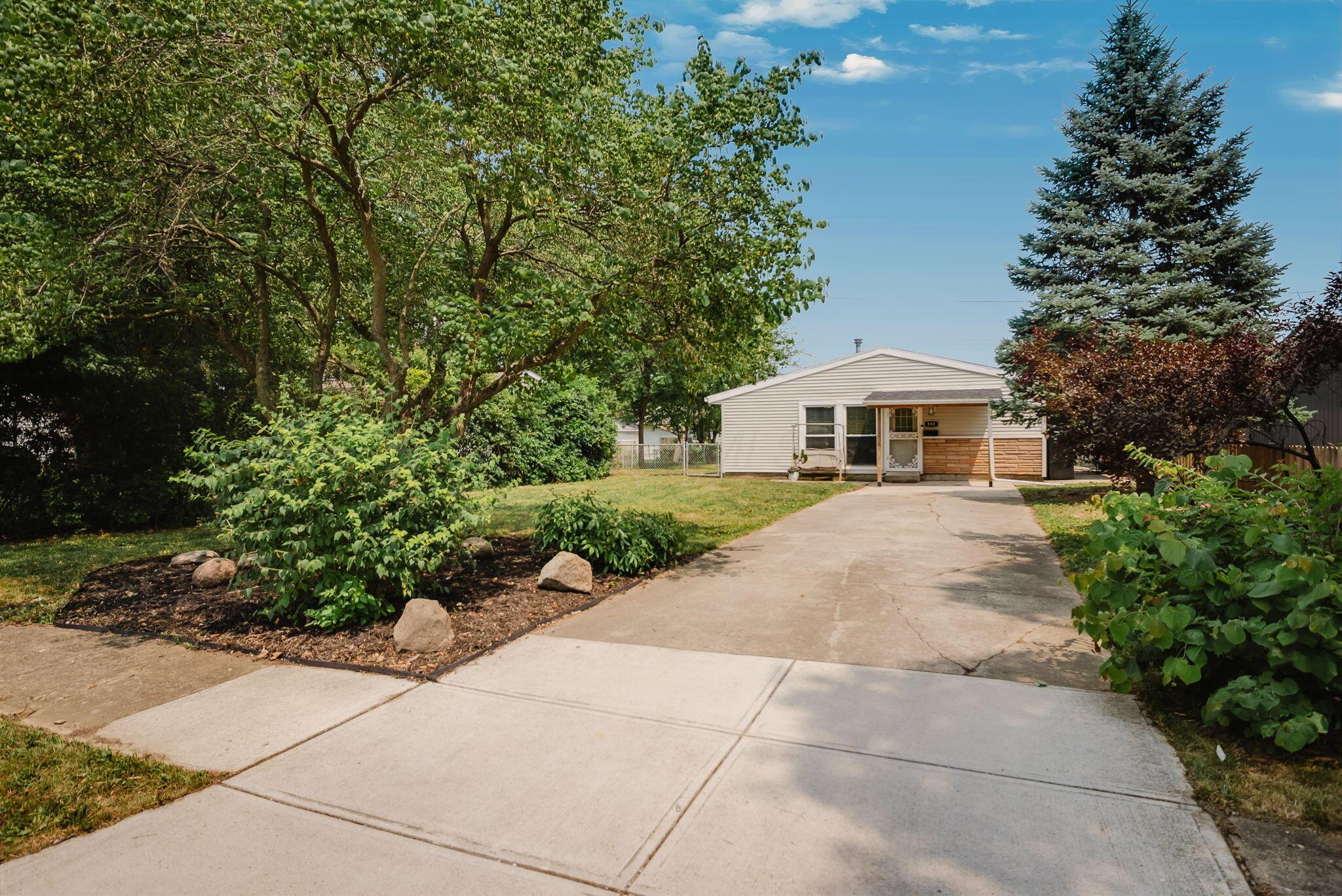 880 Mark Place Property Photo 1