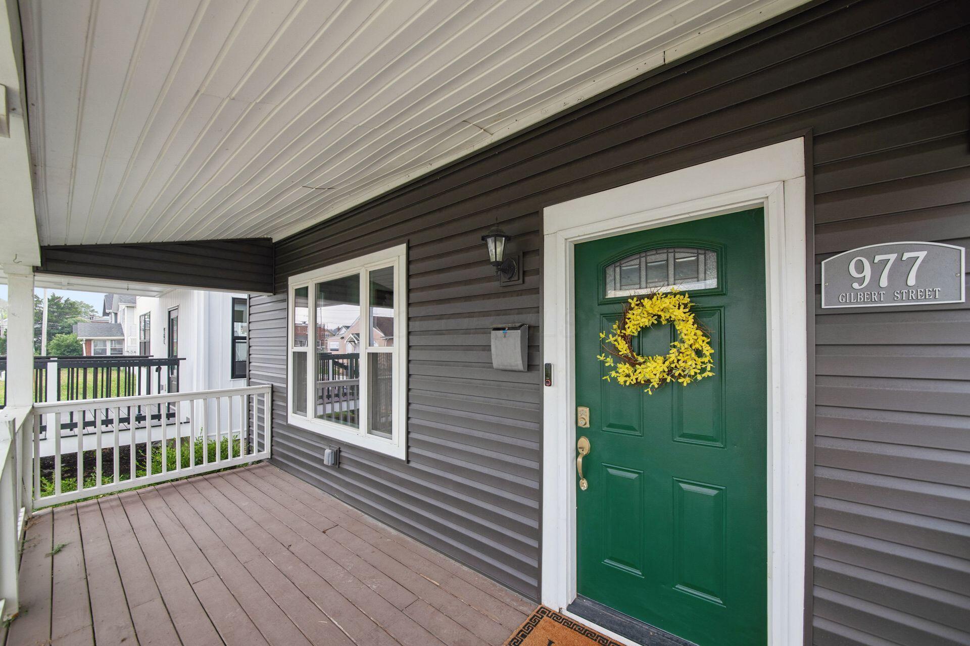 977 Gilbert Street Property Photo 2