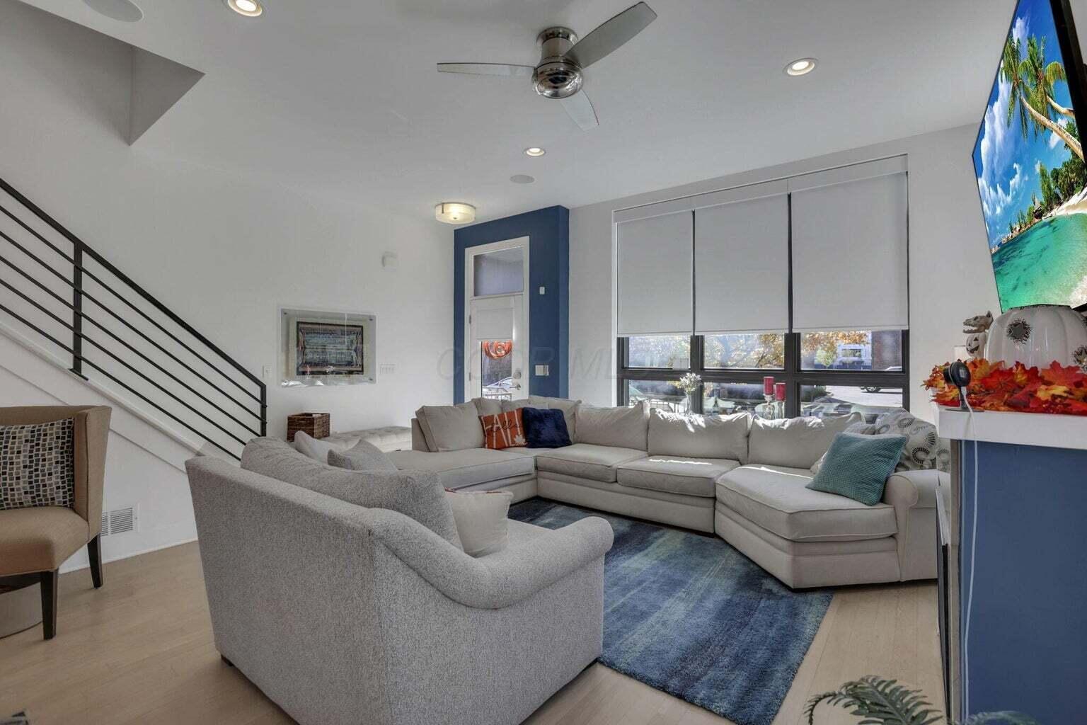268 N Neruda Avenue Property Photo 11