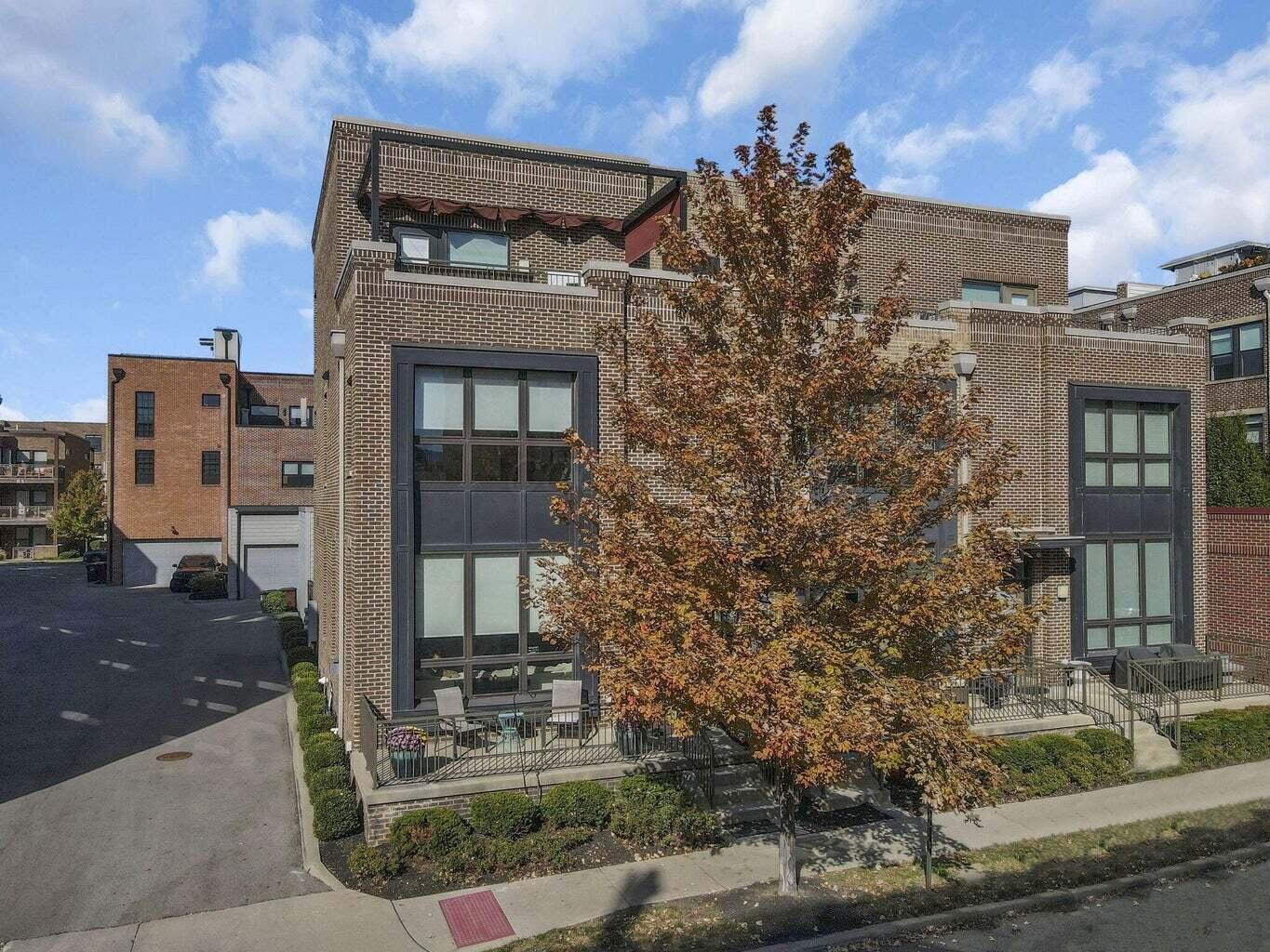 268 N Neruda Avenue Property Photo 14