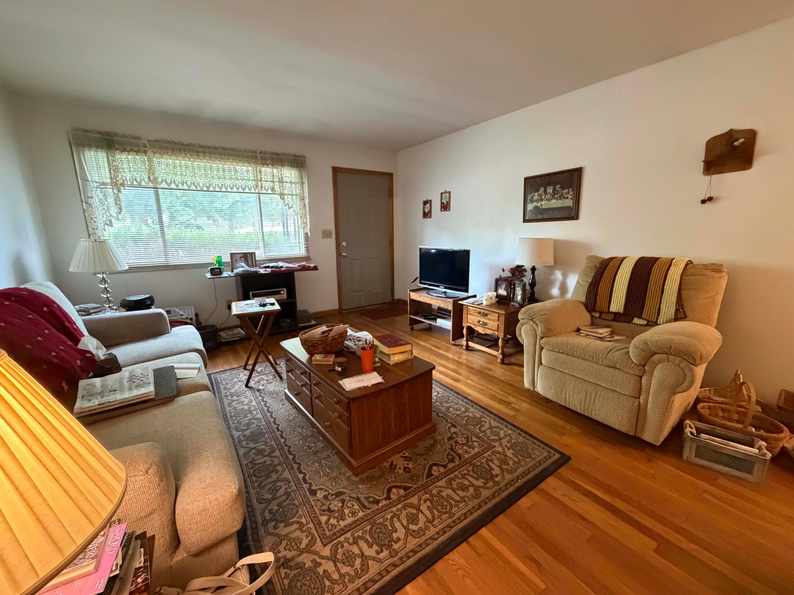 226027113 Property Photo 2