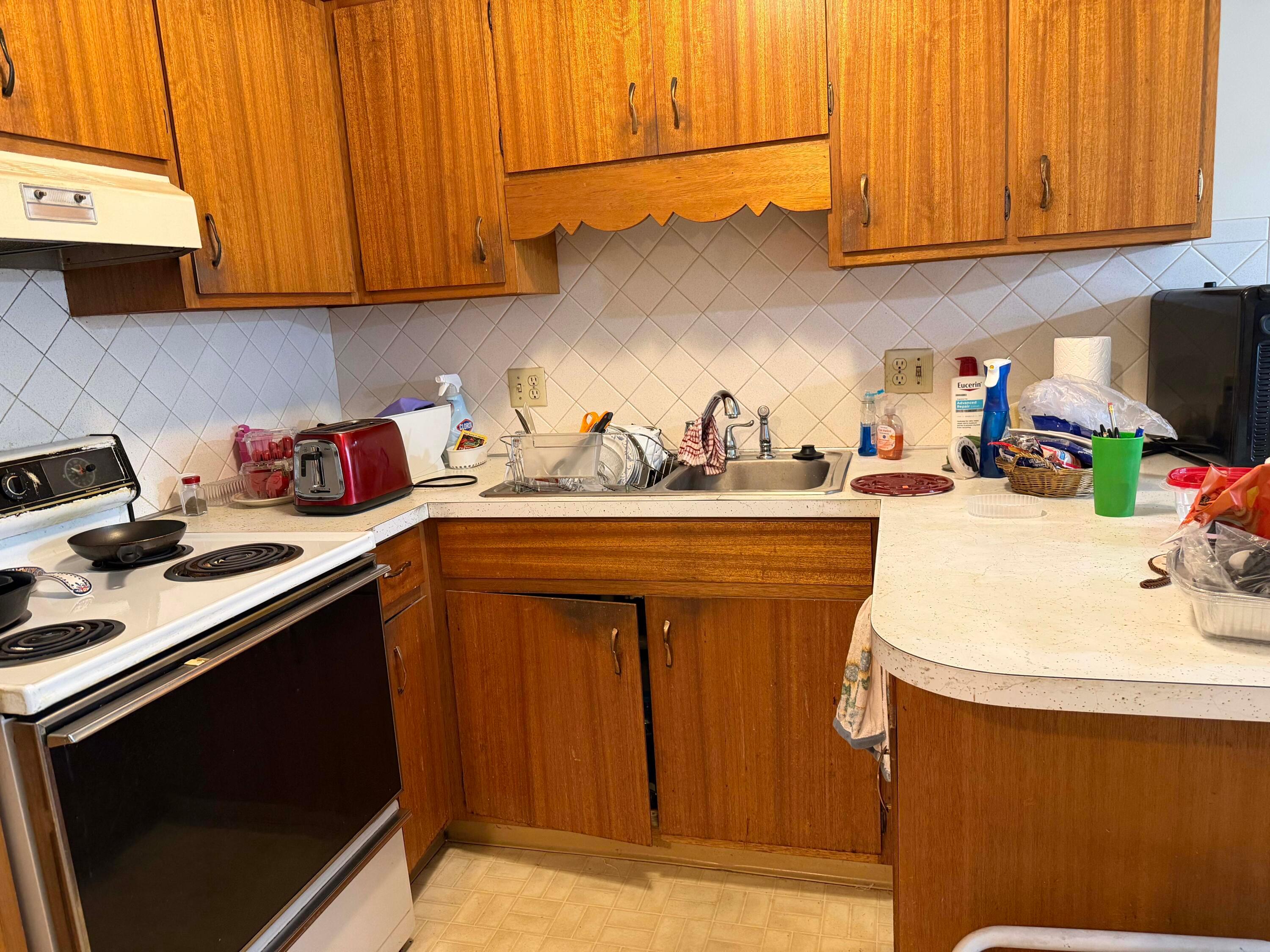 226027113 Property Photo 5