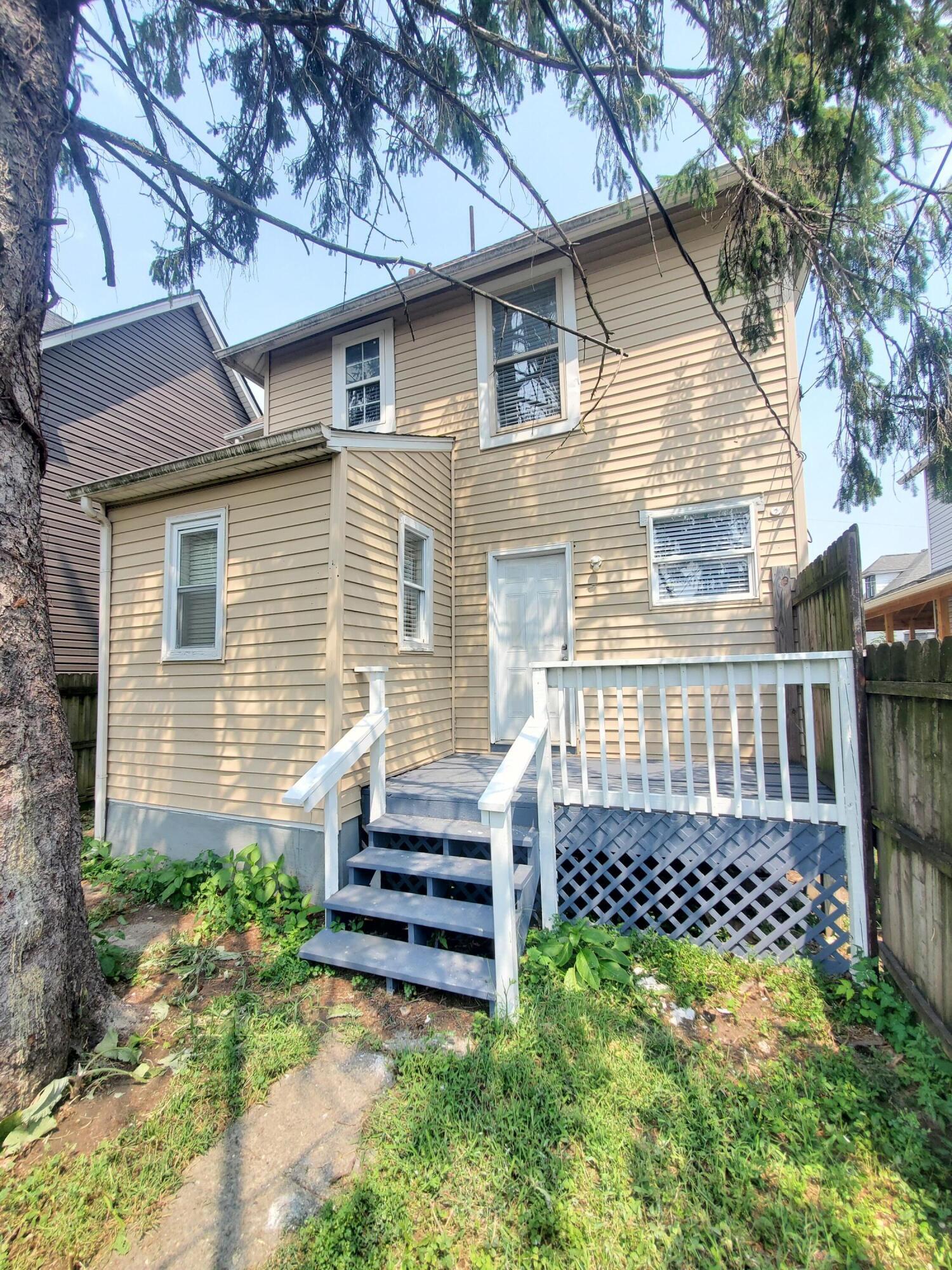 33 S Cypress Avenue Property Photo 18
