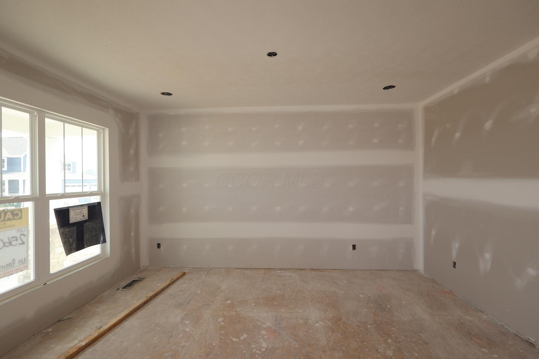 7329 Larkleaf Drive Property Photo 2