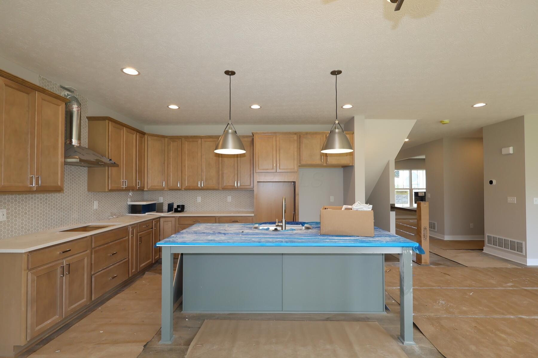 7329 Larkleaf Drive Property Photo 7