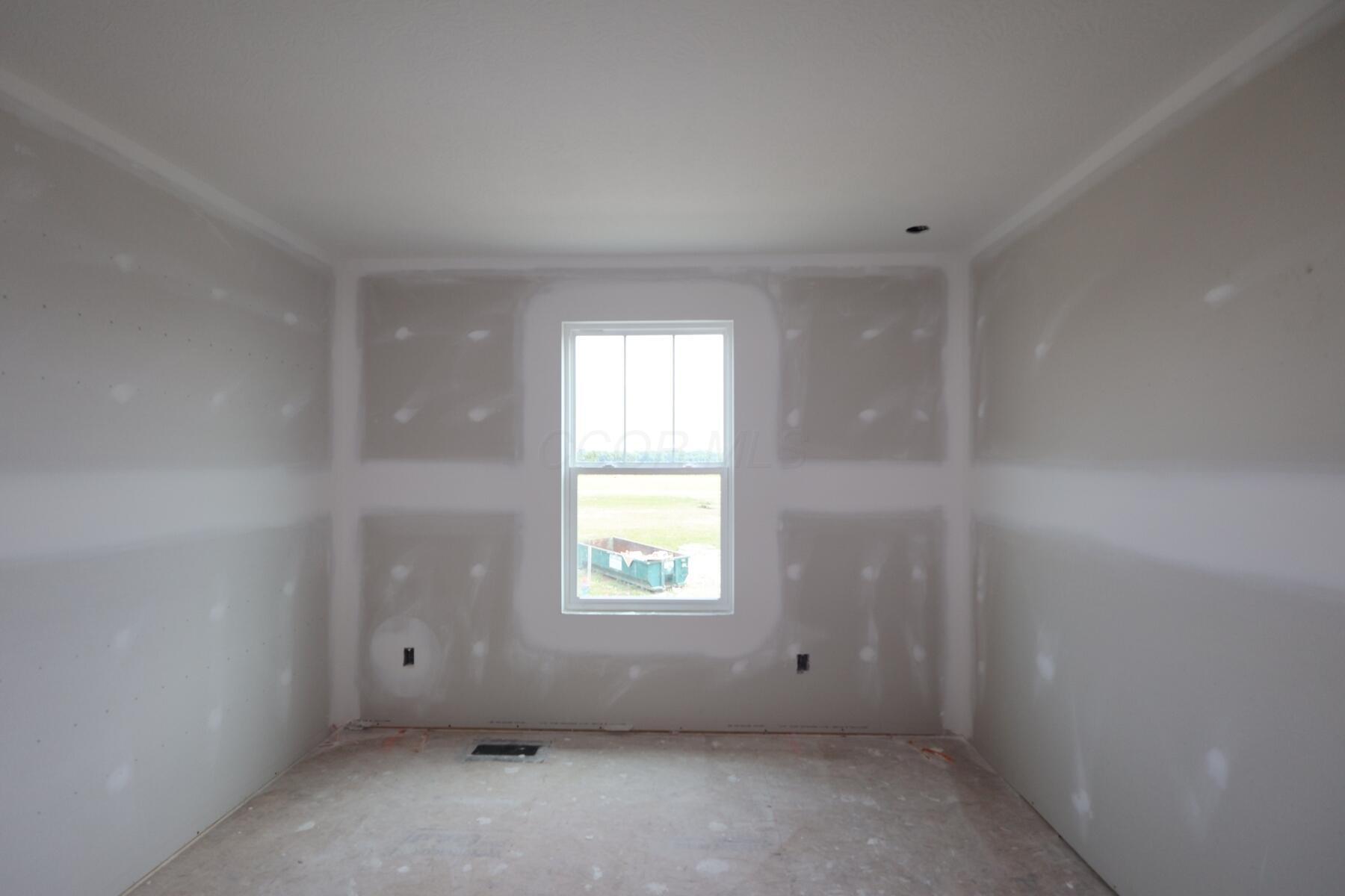 7329 Larkleaf Drive Property Photo 8