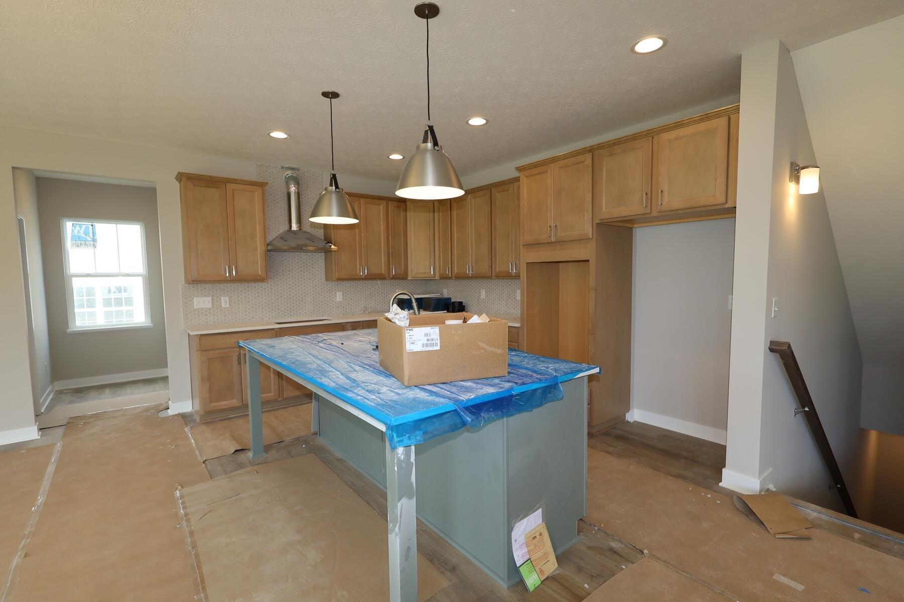 7329 Larkleaf Drive Property Photo 8