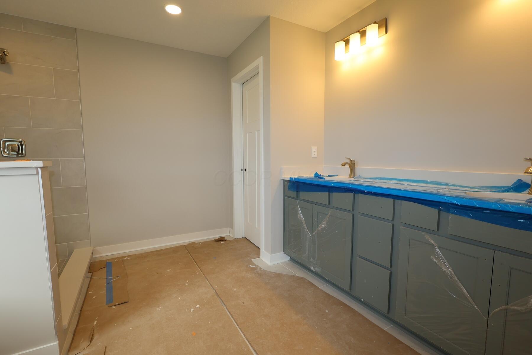 7329 Larkleaf Drive Property Photo 24
