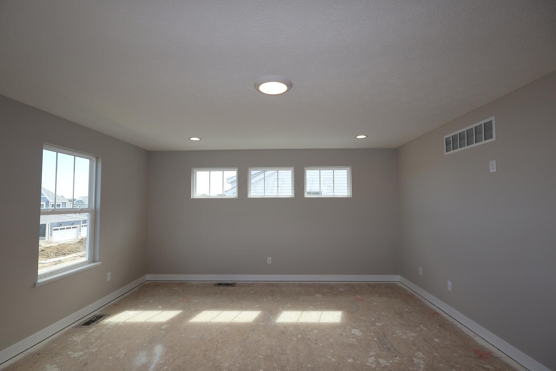 7329 Larkleaf Drive Property Photo 26