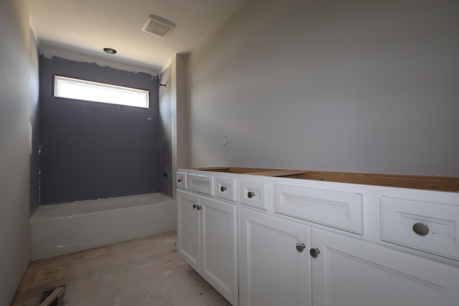 10 Brynn Circle Property Photo 14