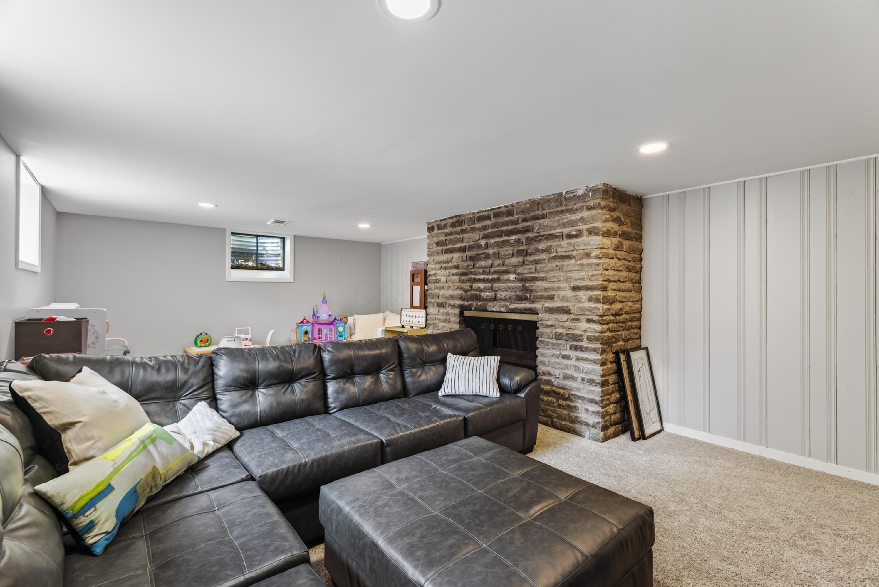 287 Frontenac Place Property Photo 30