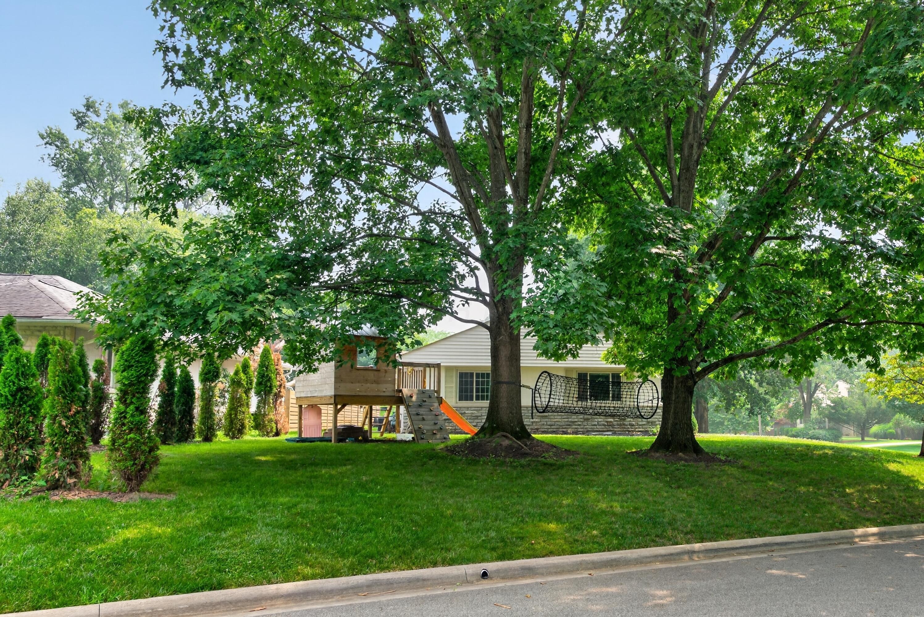 287 Frontenac Place Property Photo 48