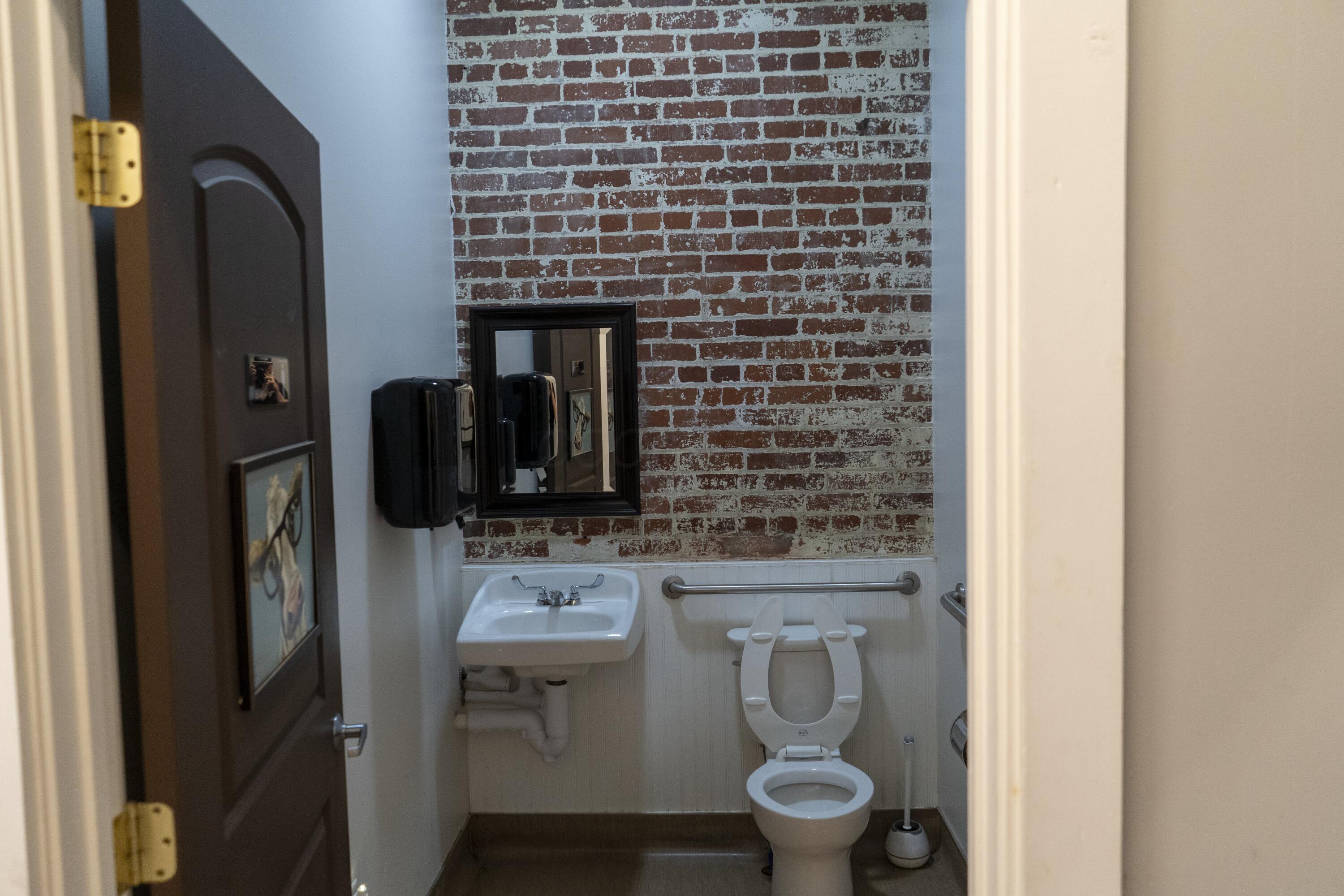 103 Main Street Property Photo 23