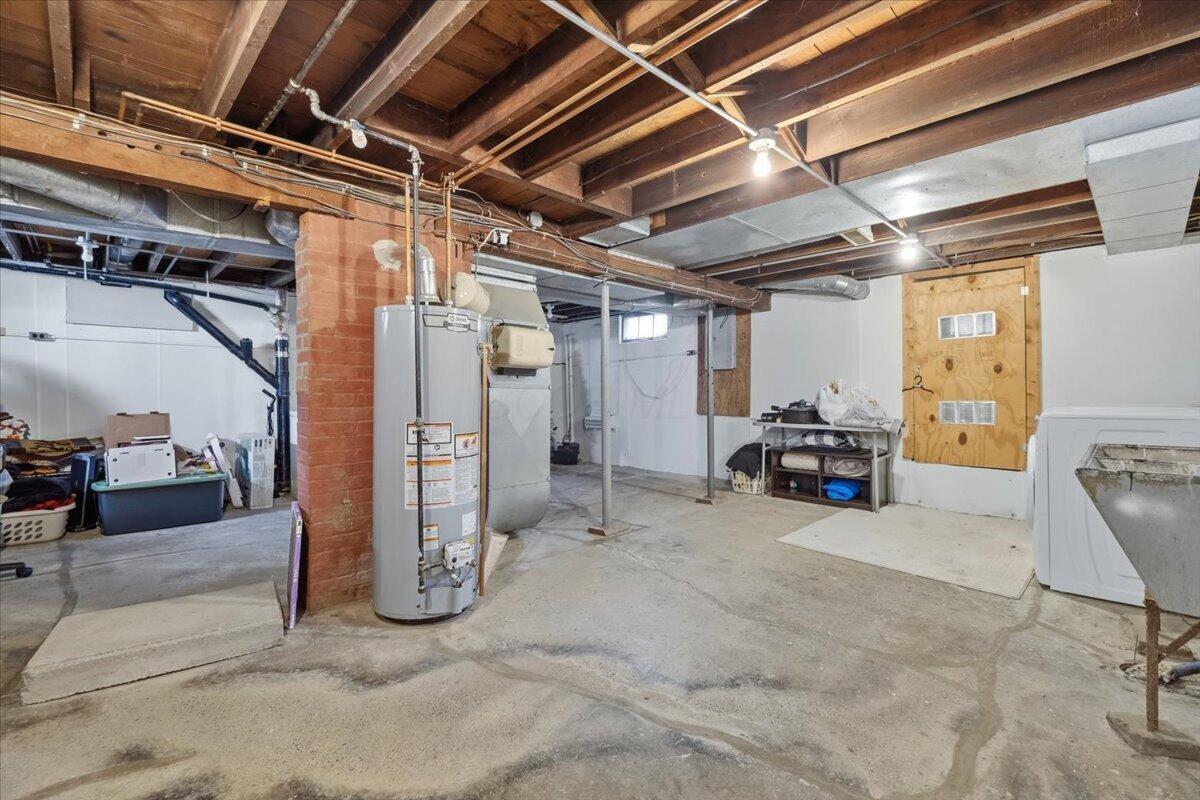 219 Euclid Avenue Property Photo 24