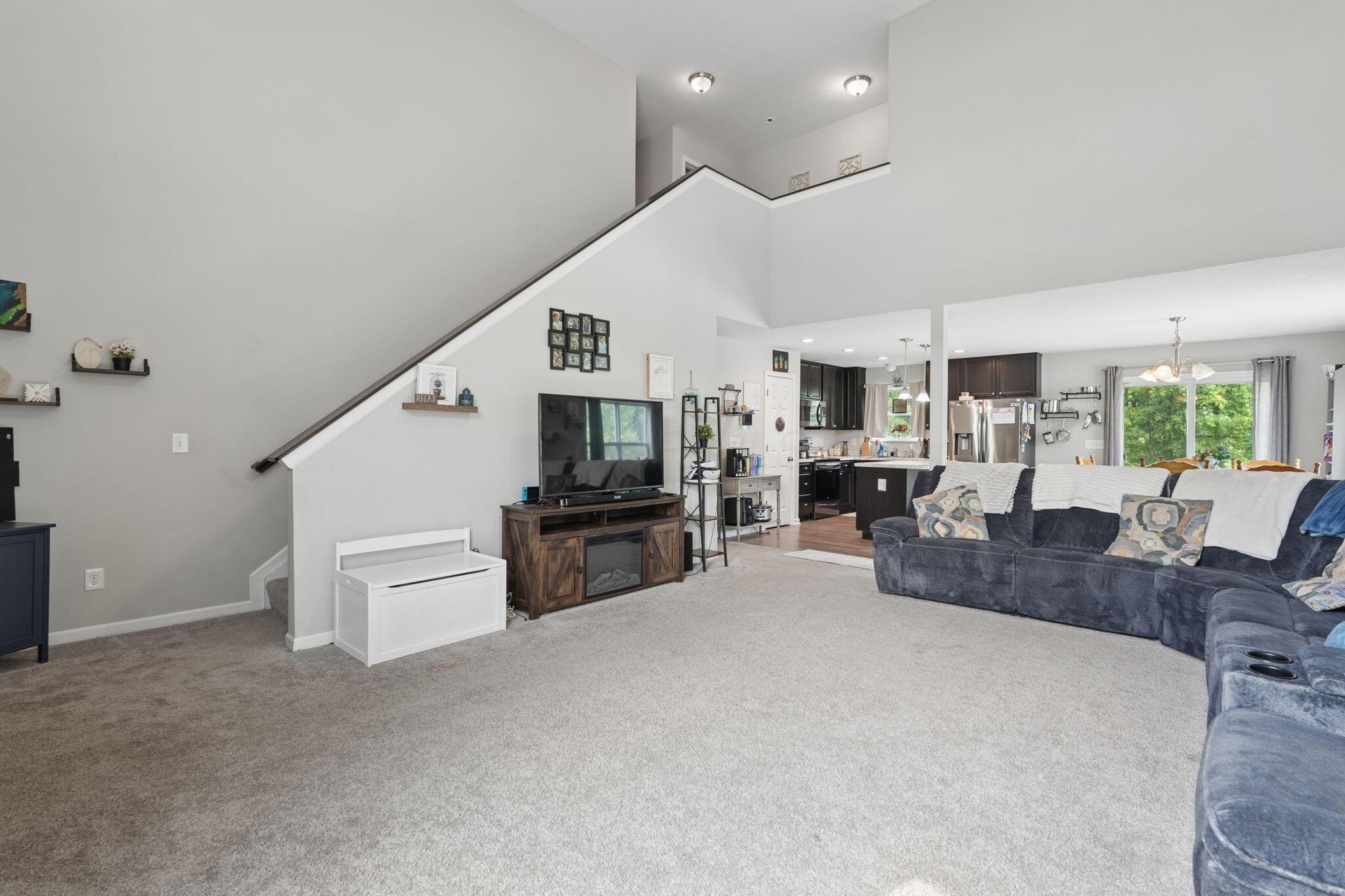1751 Declaration Drive W Property Photo 12