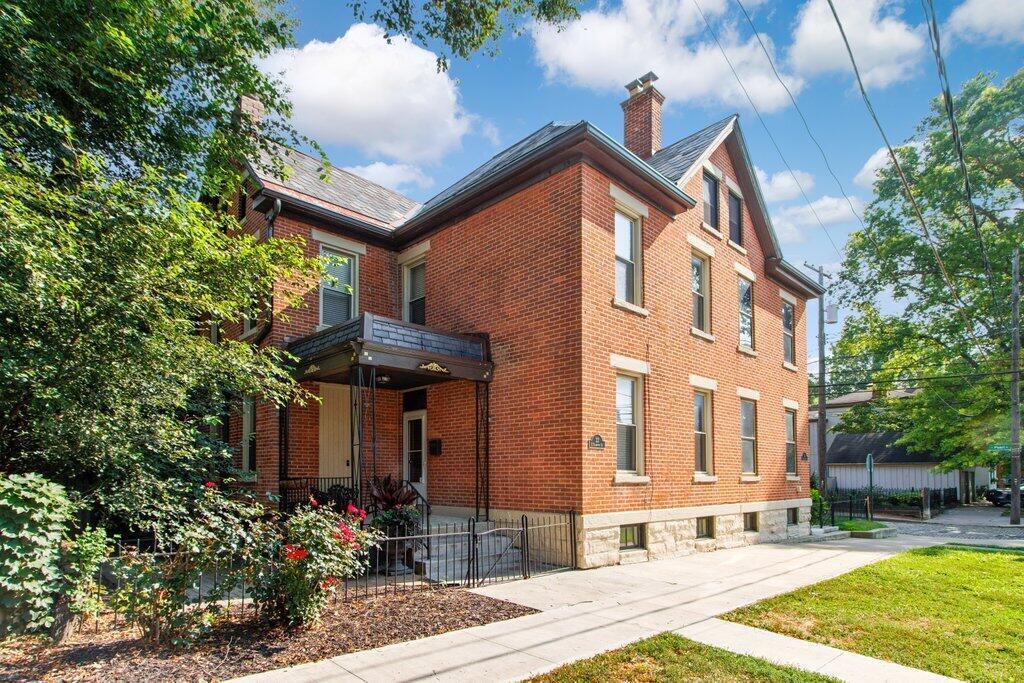 22 E Frankfort Street Property Photo 1