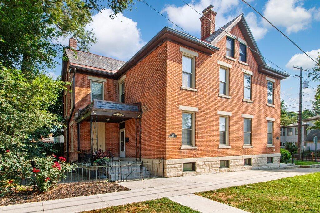 22 E Frankfort Street Property Photo 2
