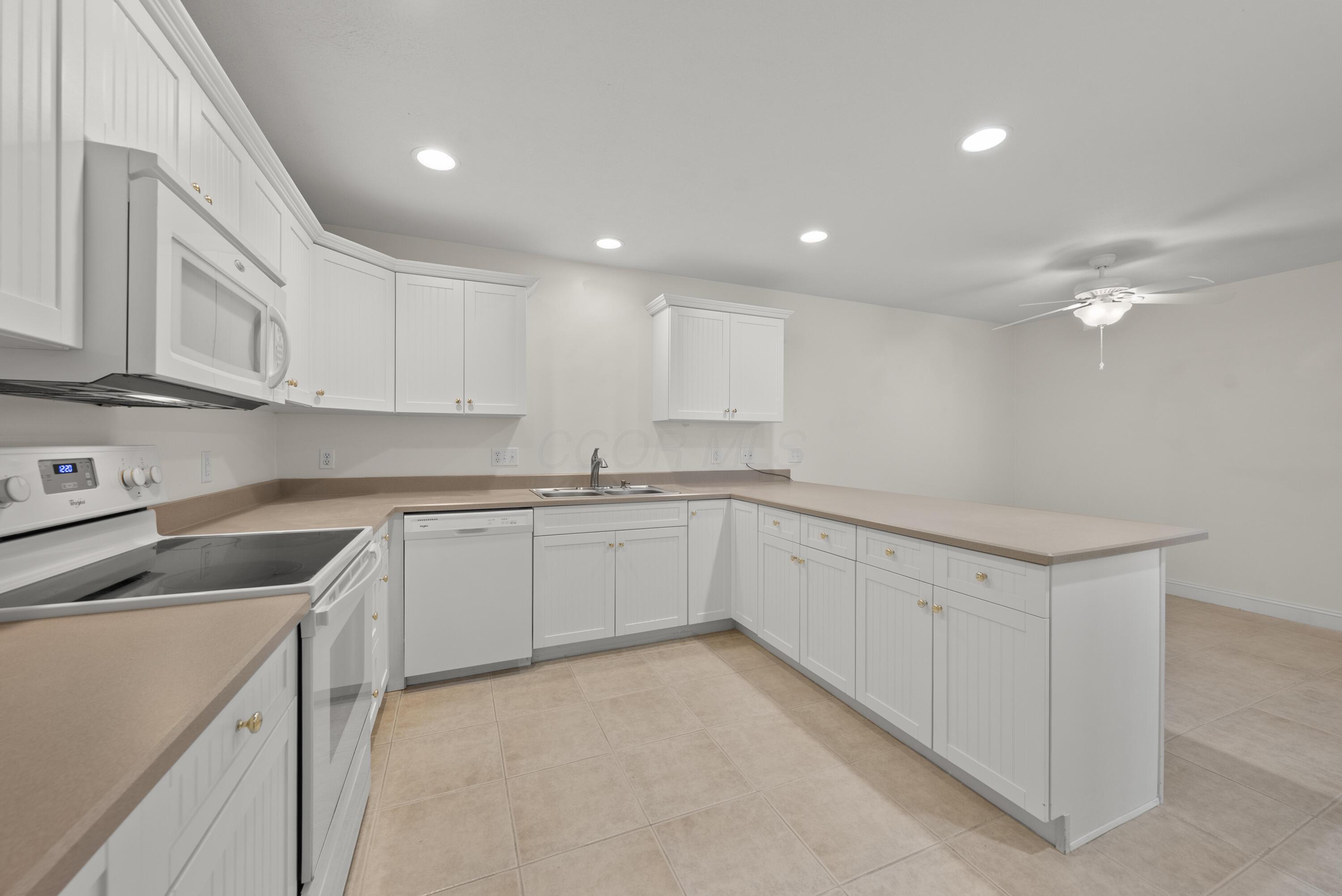 103 Dixon Street Property Photo 16