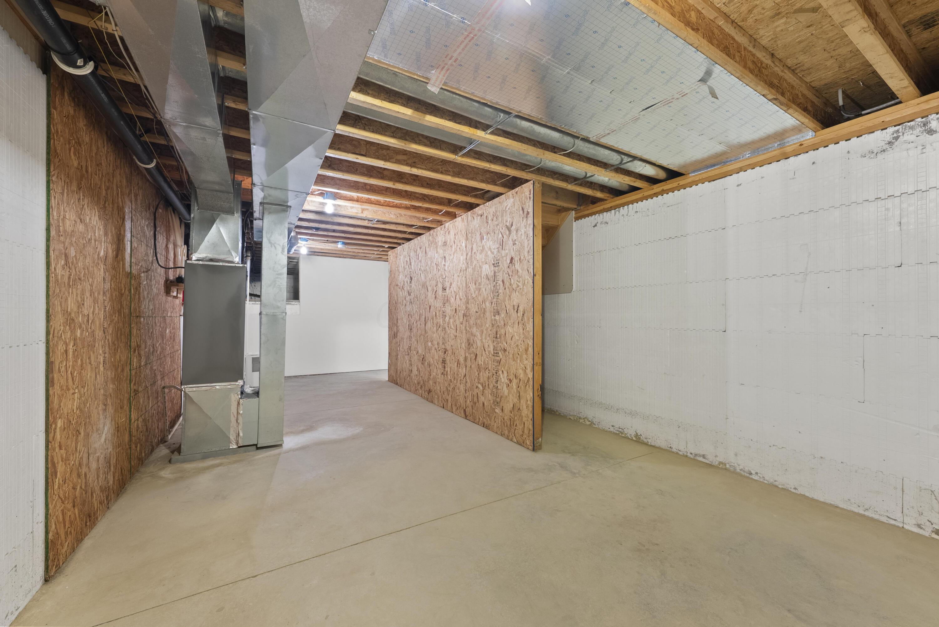 103 Dixon Street Property Photo 35