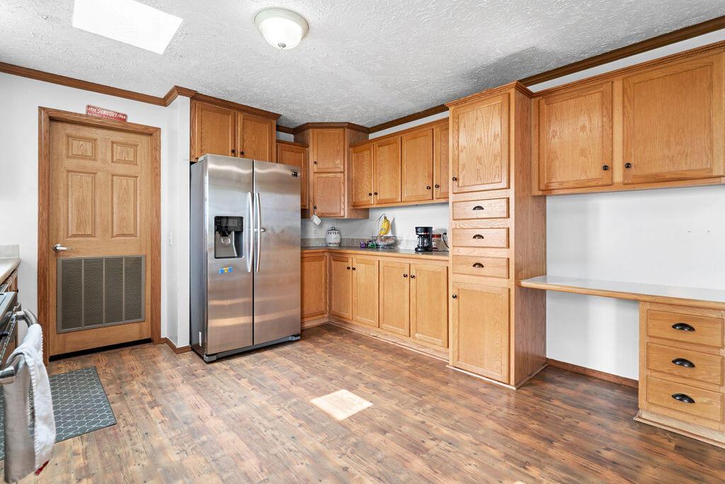 5800 N Section Line Road Property Photo 4