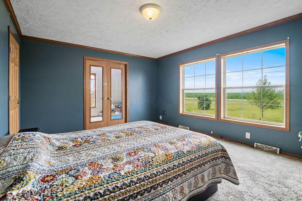 5800 N Section Line Road Property Photo 10