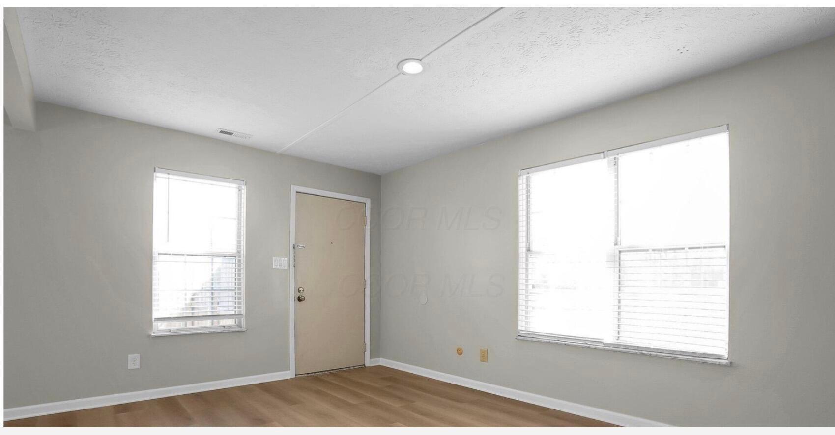 2533 Broadleaf Court Property Photo 3