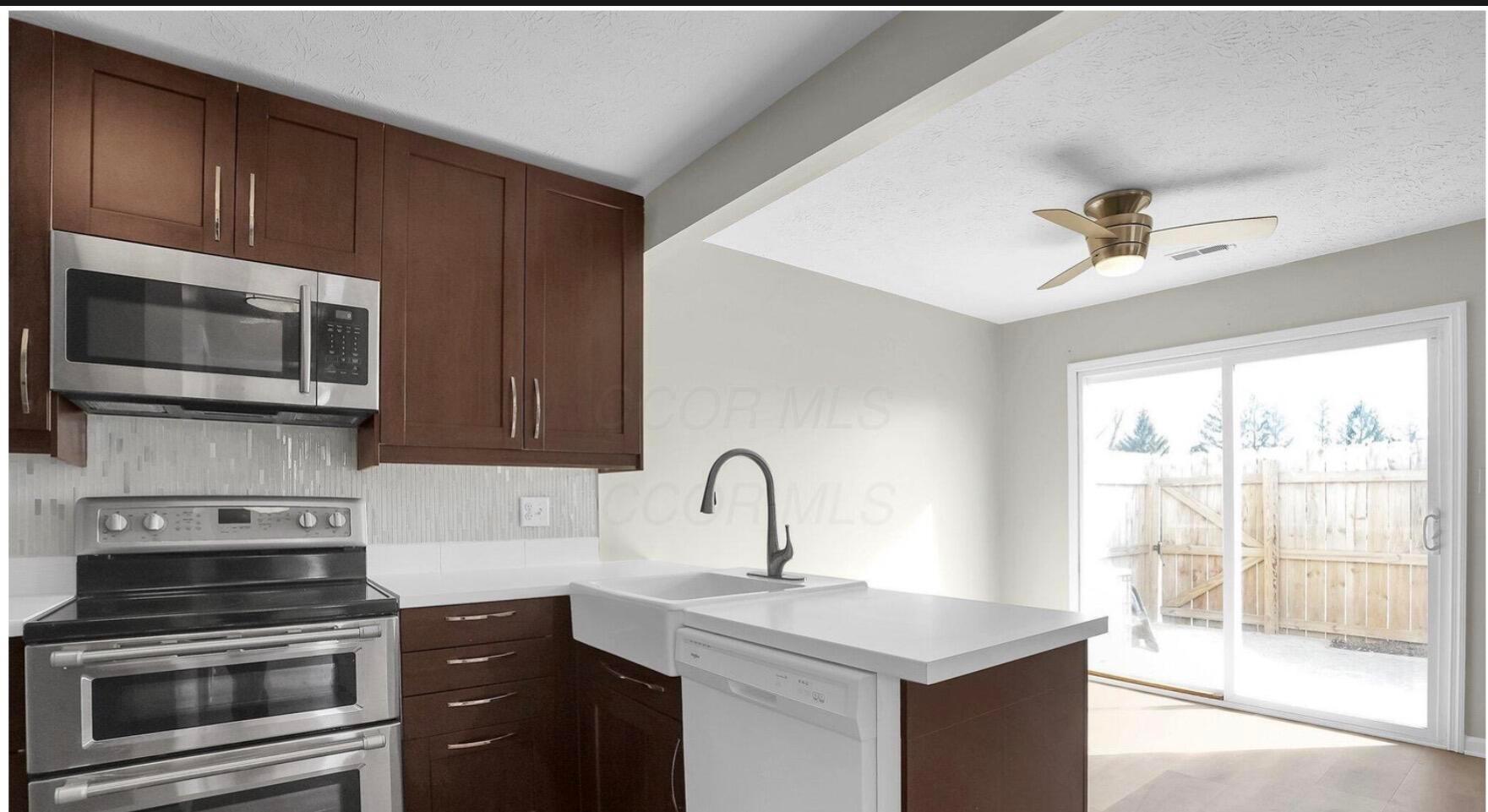 2533 Broadleaf Court Property Photo 5