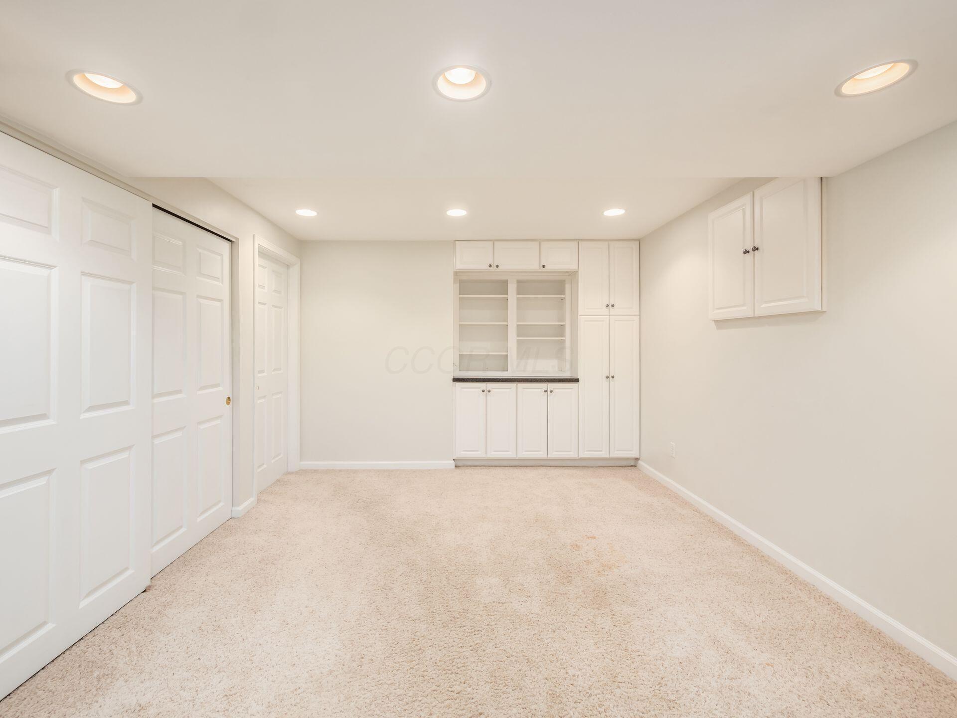 9333 Auburn Avenue Property Photo 33