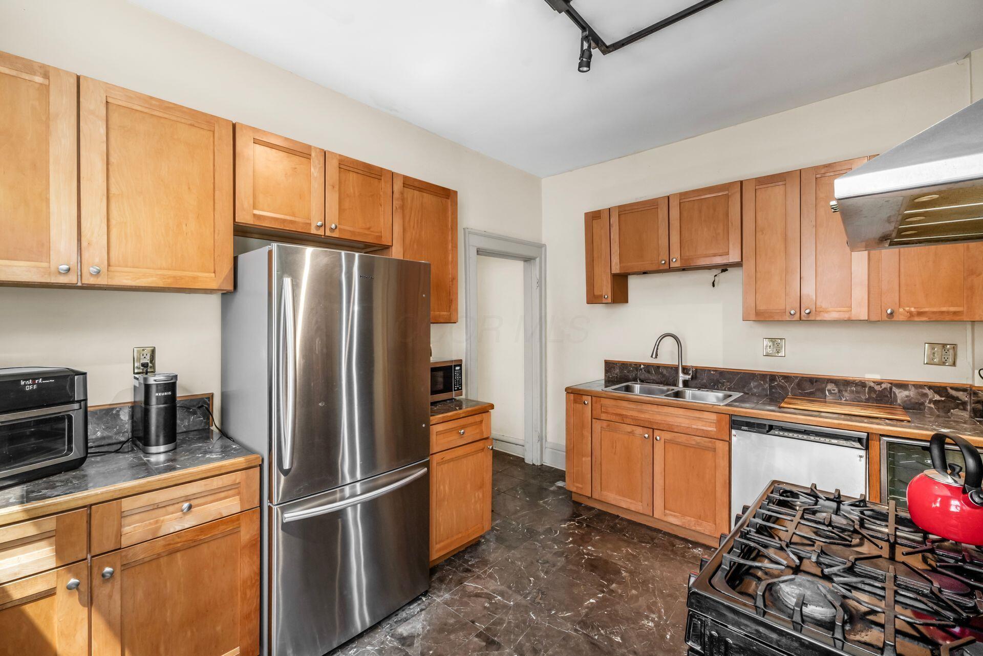 1735 Franklin Park S Property Photo 17