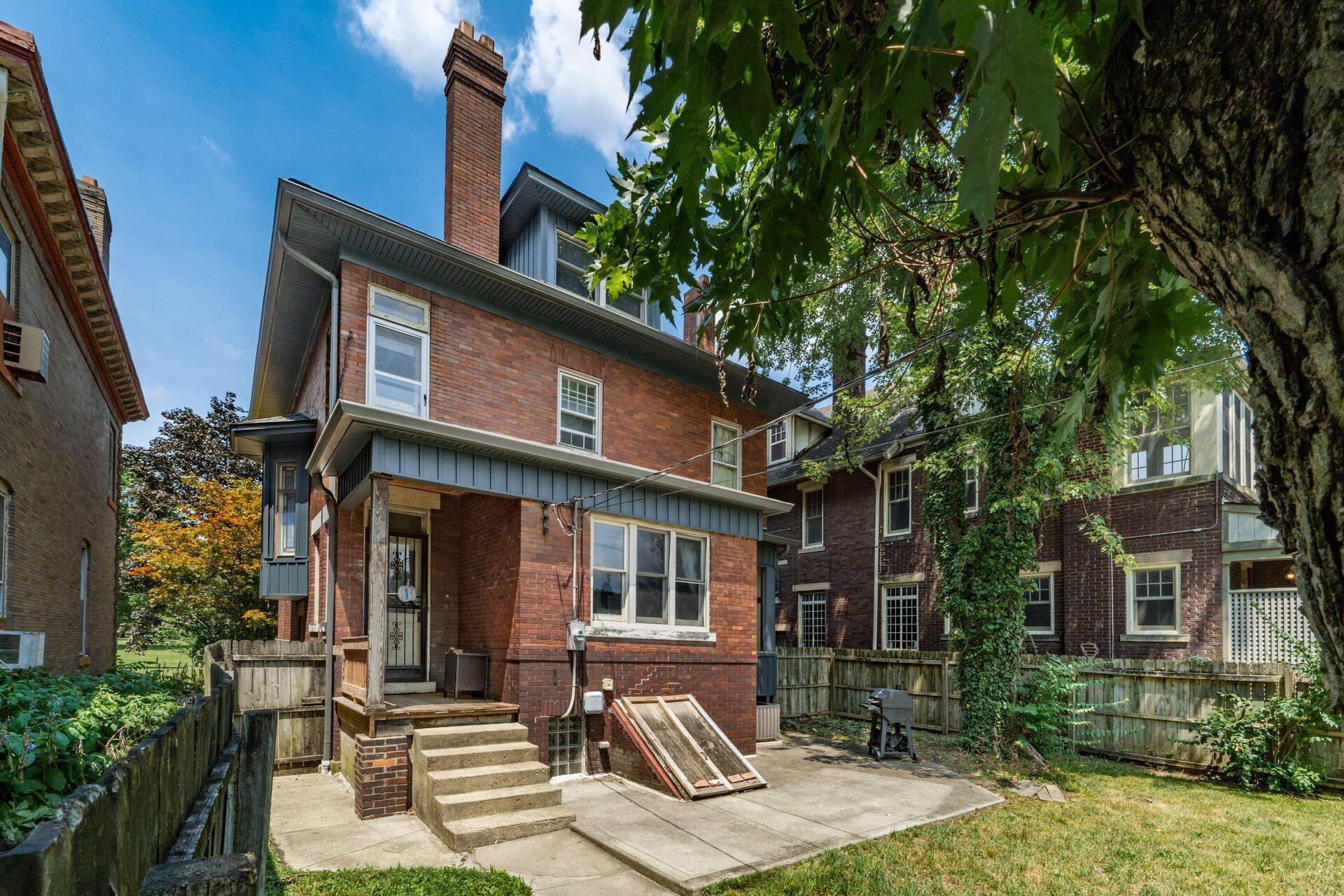 1735 Franklin Park S Property Photo 44