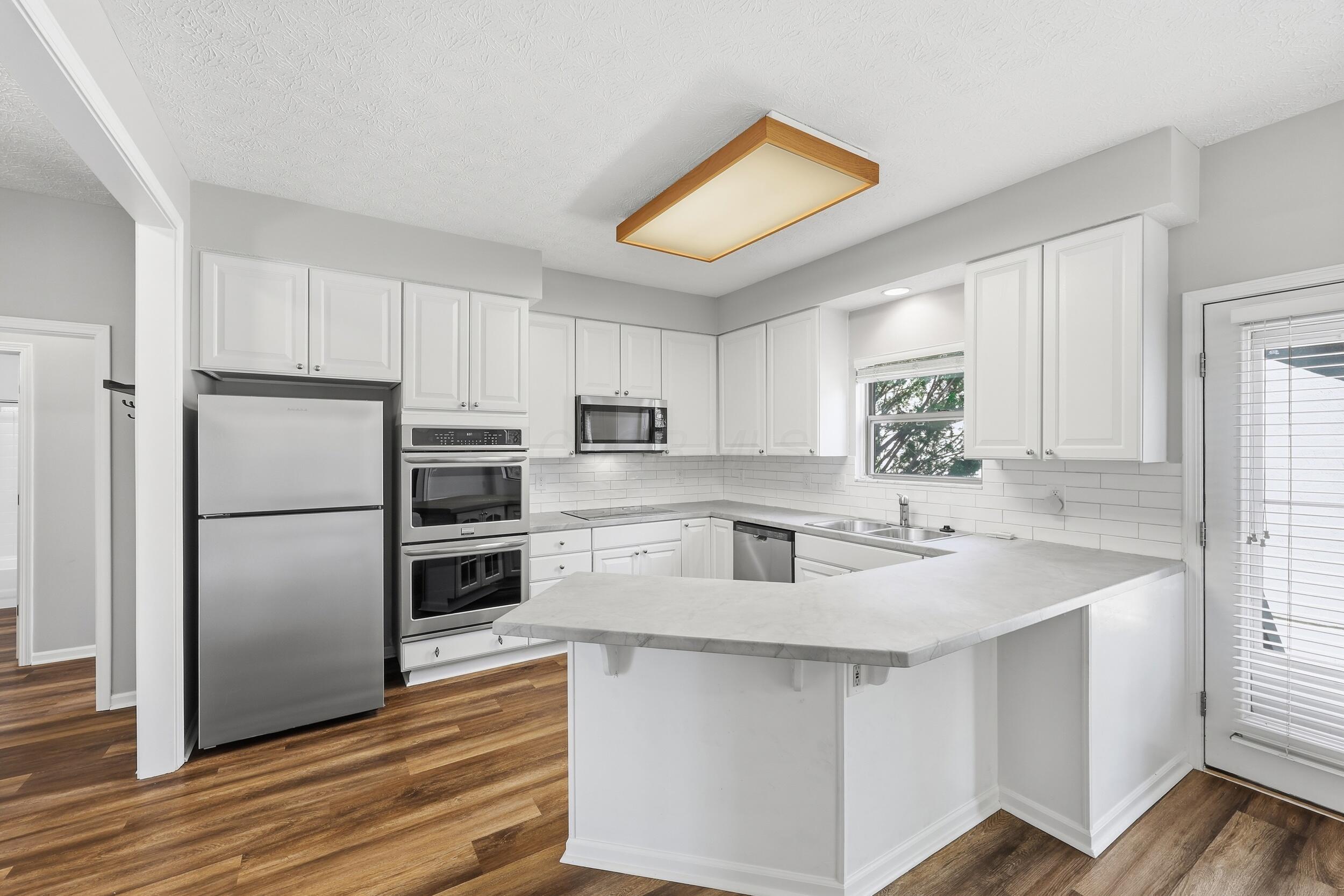 6498 Ringsend Court Property Photo 14