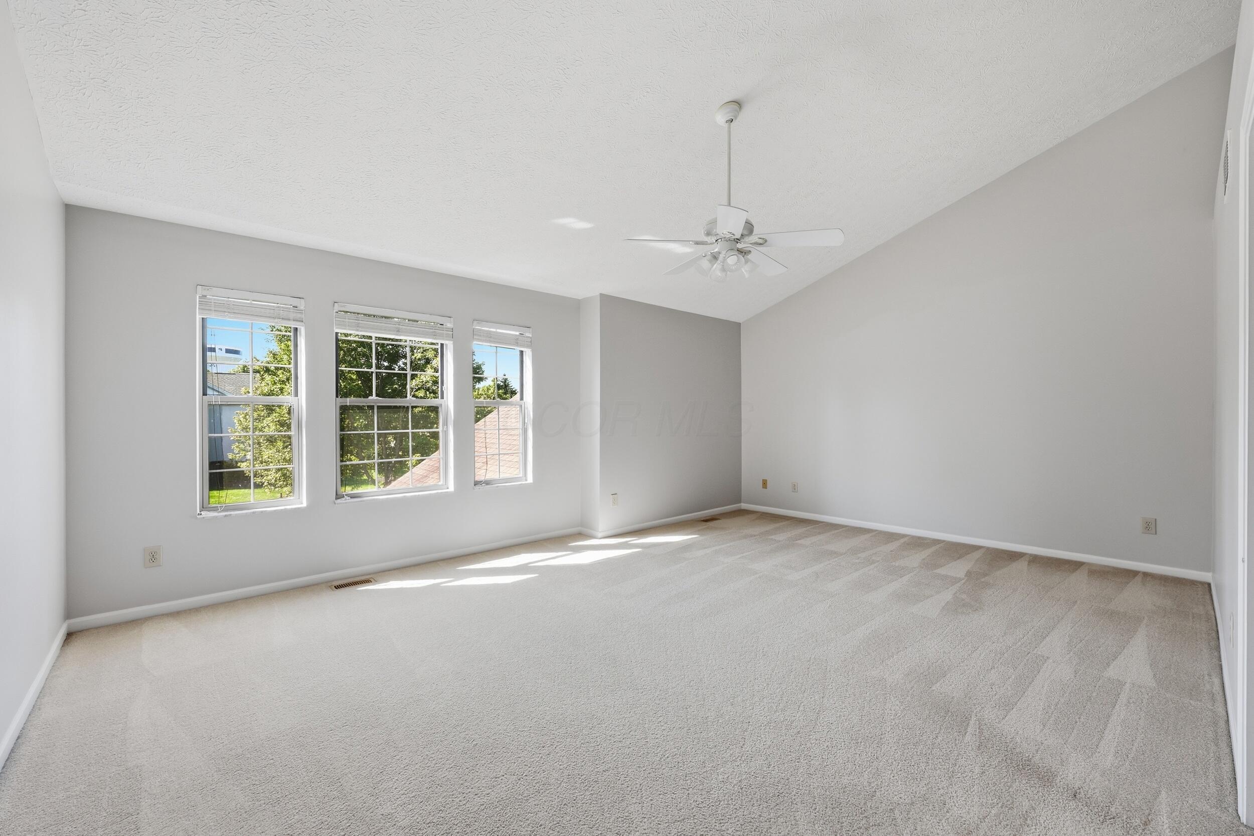 6498 Ringsend Court Property Photo 22